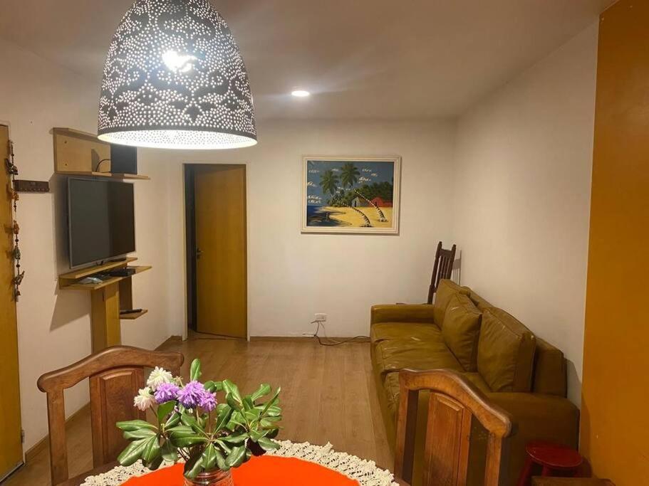 Departamento de 2 dormitorios todos los servicios incluidos aire acondicionado en todos los ambientes TV WiFi excelente ubicación INCLUYE cochera
