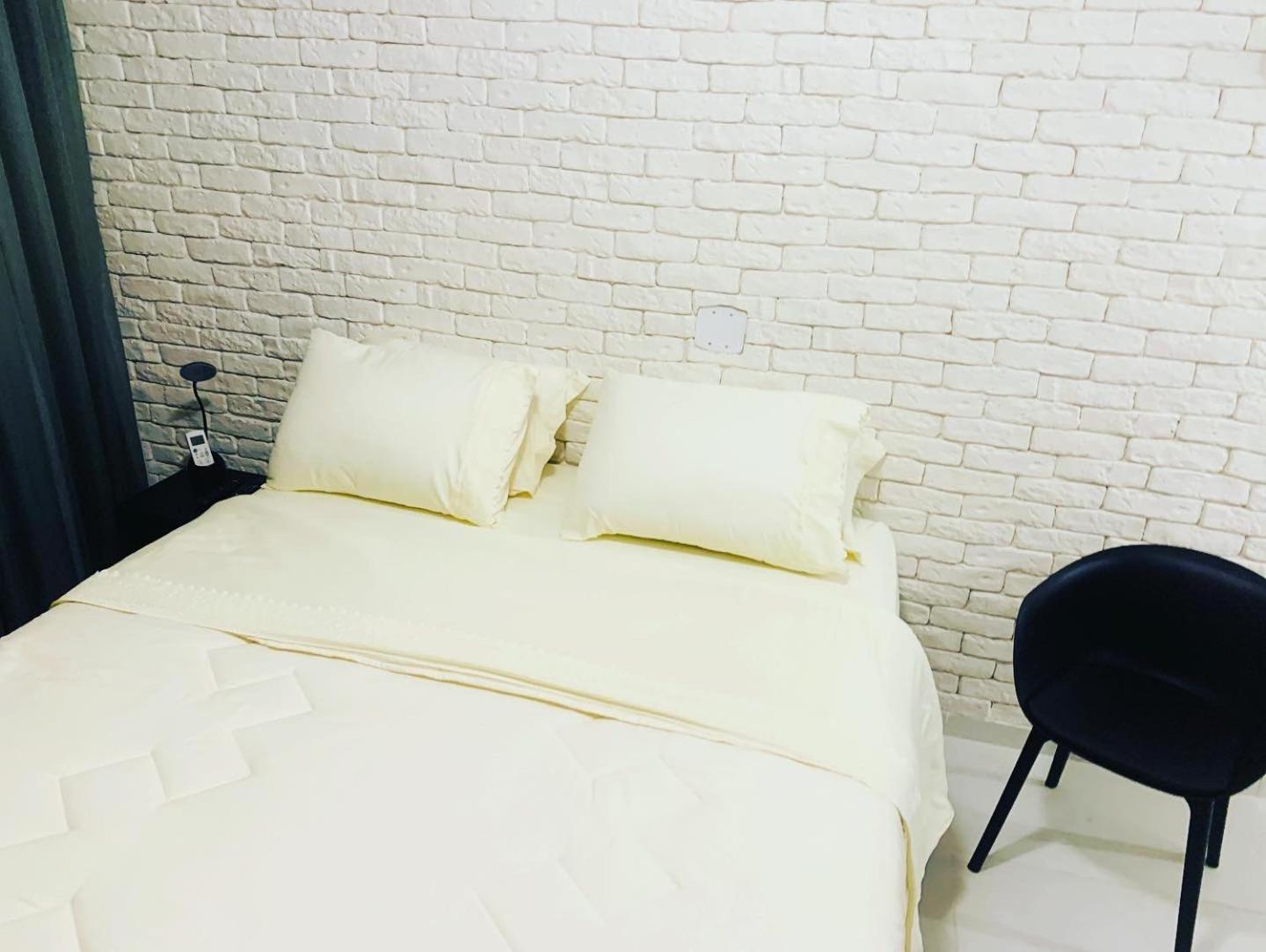 Studio Deluxe Albany