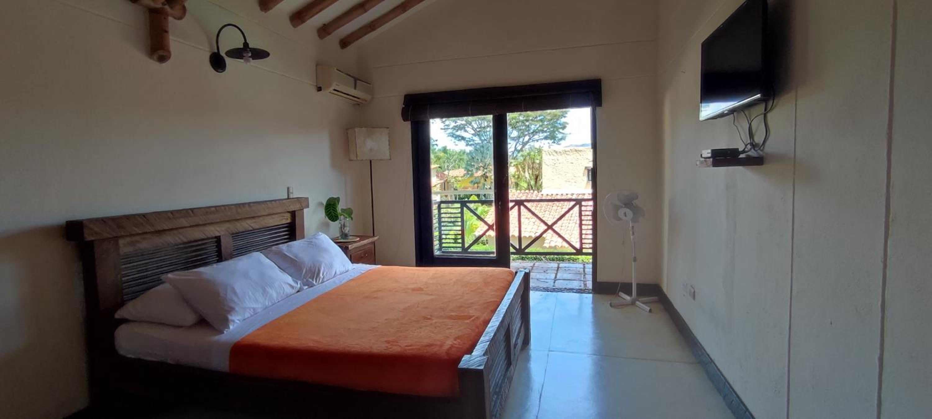 Fincas PANACA Portal 5 view 3