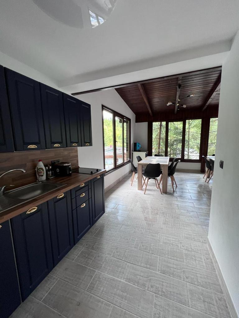 Photo 61