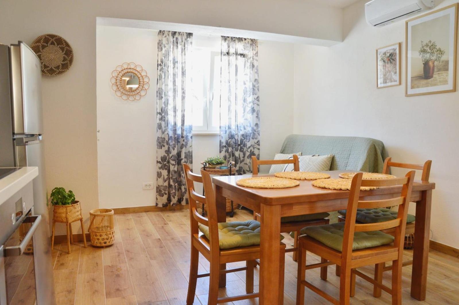 Apartman Paula view 3