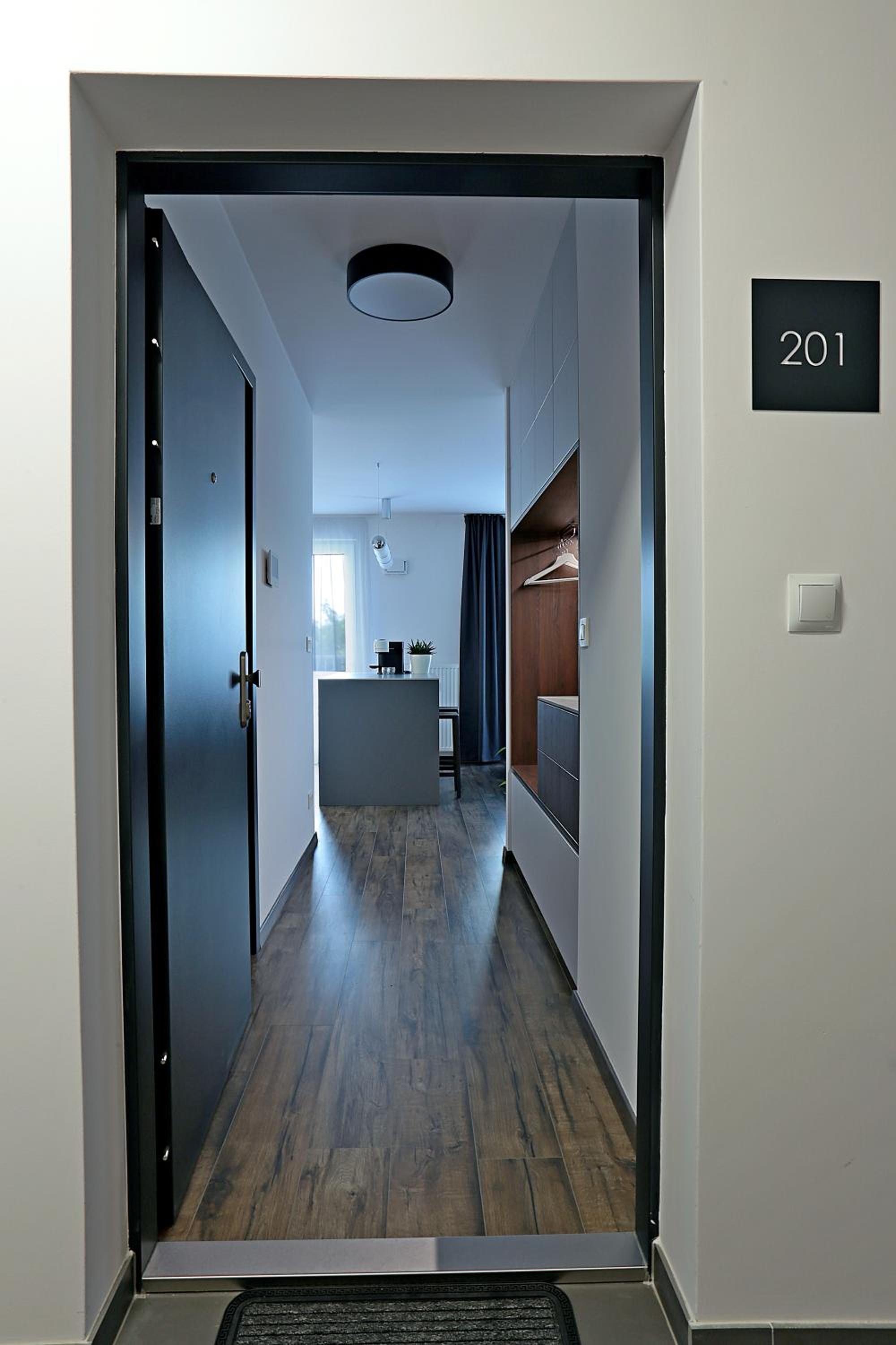 Modern apartment near the city centre URBAN view 2