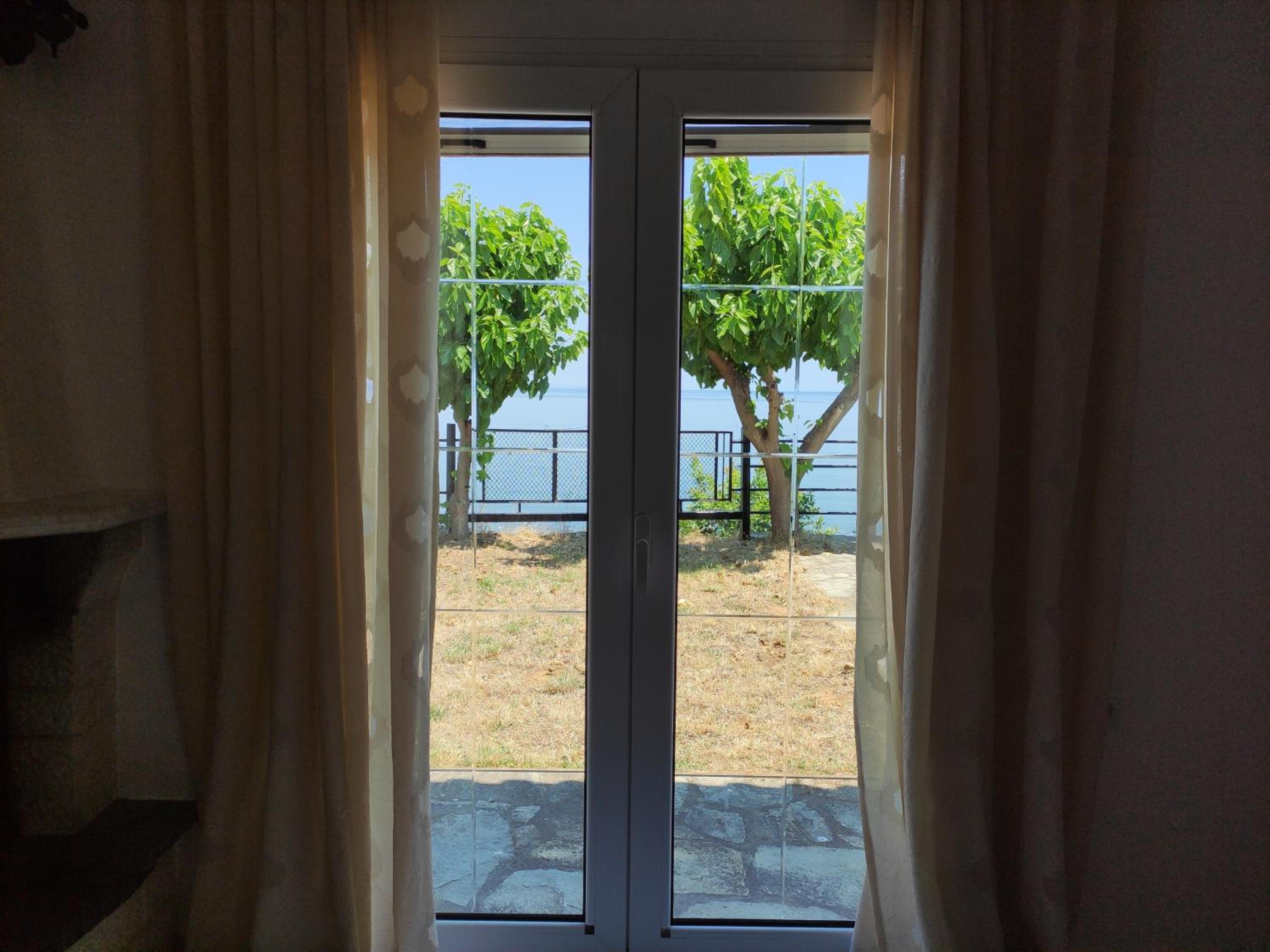 White Clam Vintage House with sea view & garden view 2