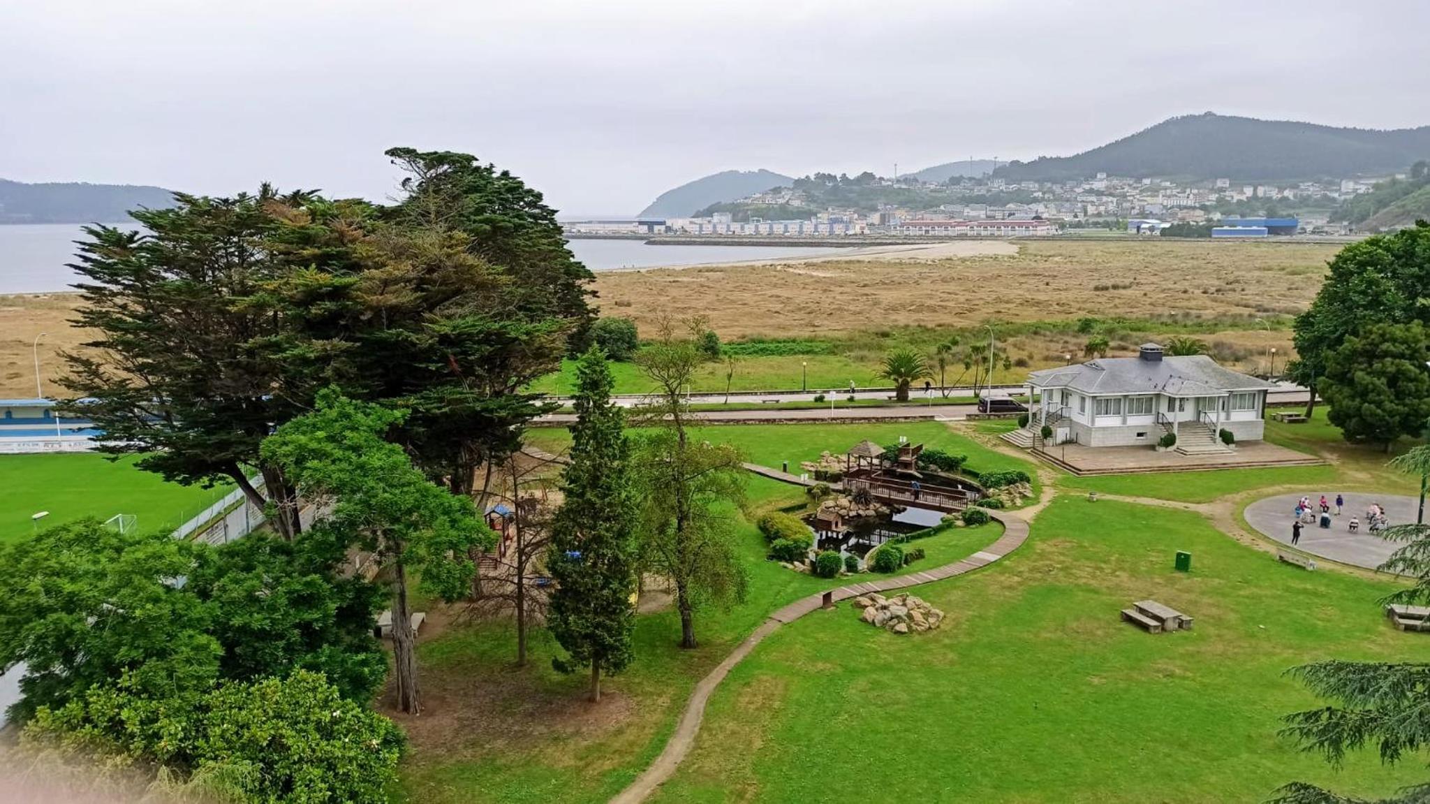 Piso luminoso y acogedor en primera línea de playa Covas Viveiro