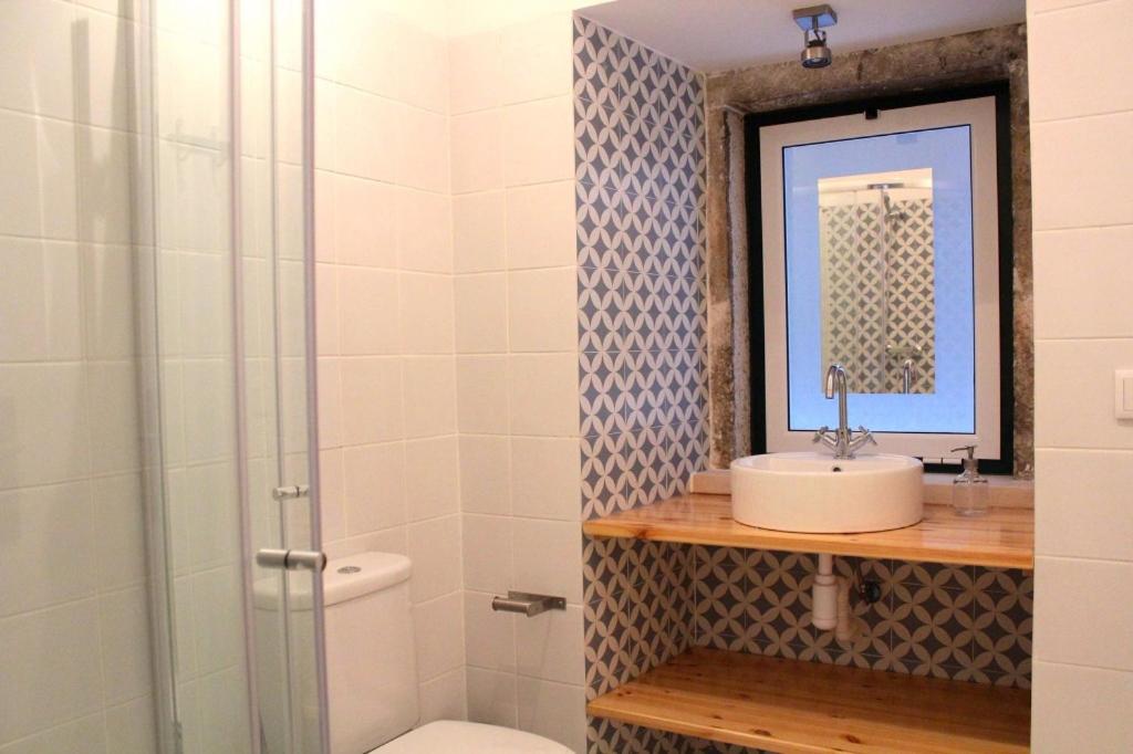 Lisbon Coral Apartment view 4