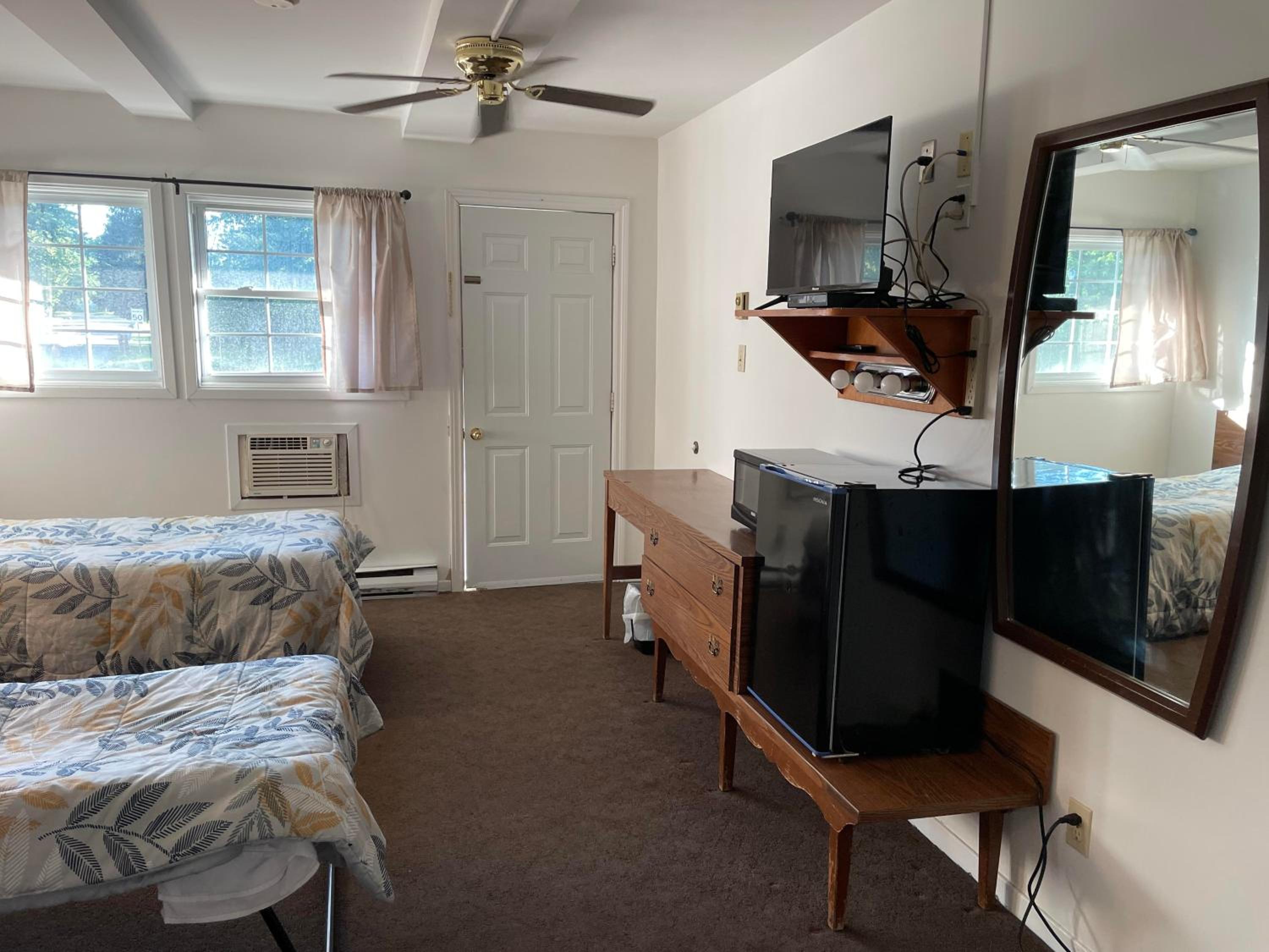 Fredericton Vacations - Norfolk Motel - Property Image 1