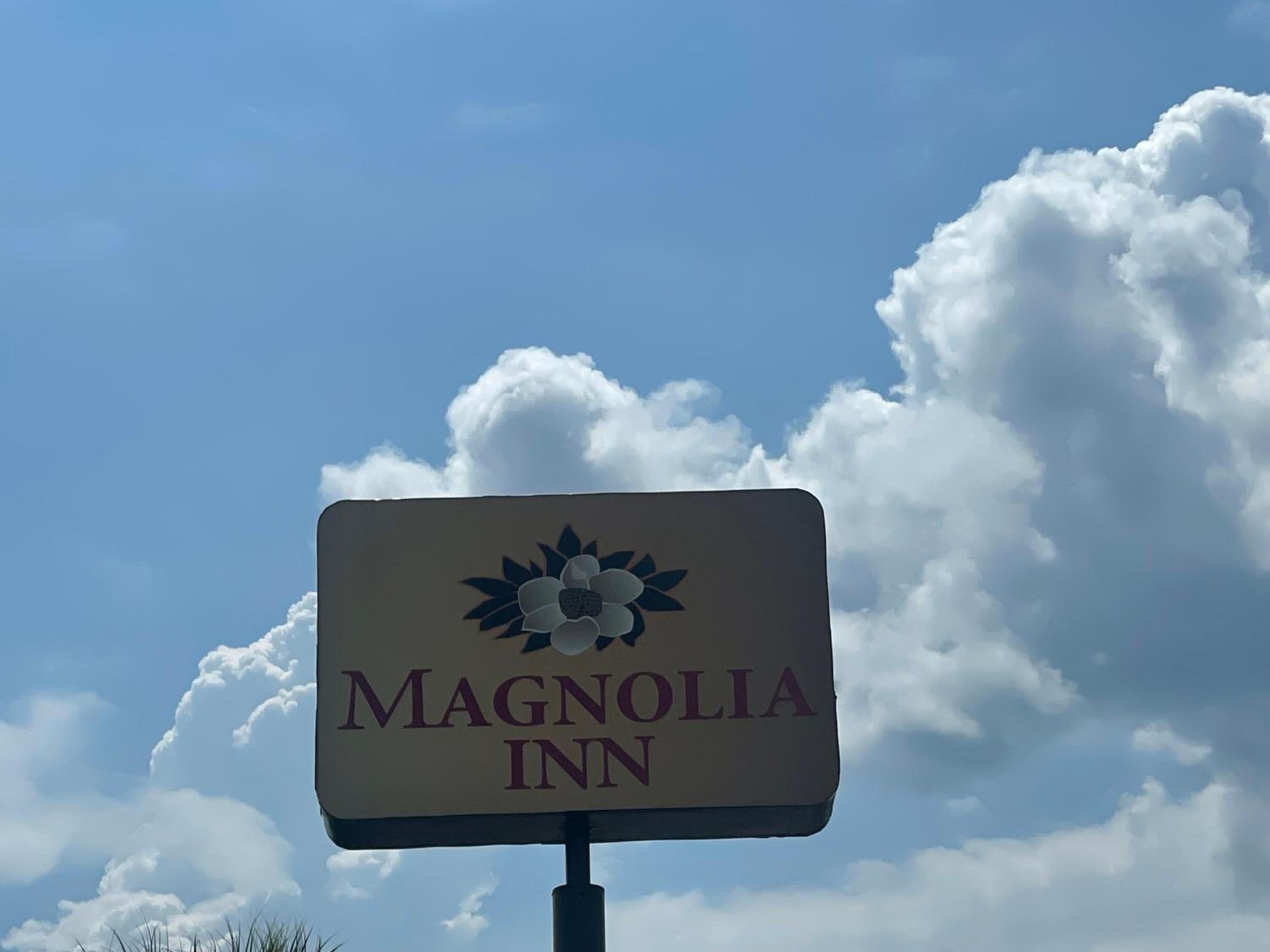 Magnolia Inn view 2