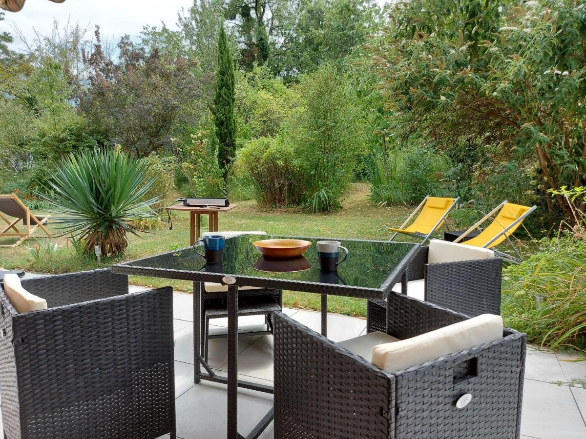 Rare, cosy studio terrasse au coeur de St-Jorioz view 3