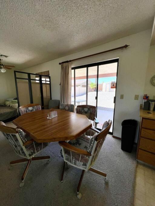 Summer/Snow Bird vacation rental overlooking Lake view 3