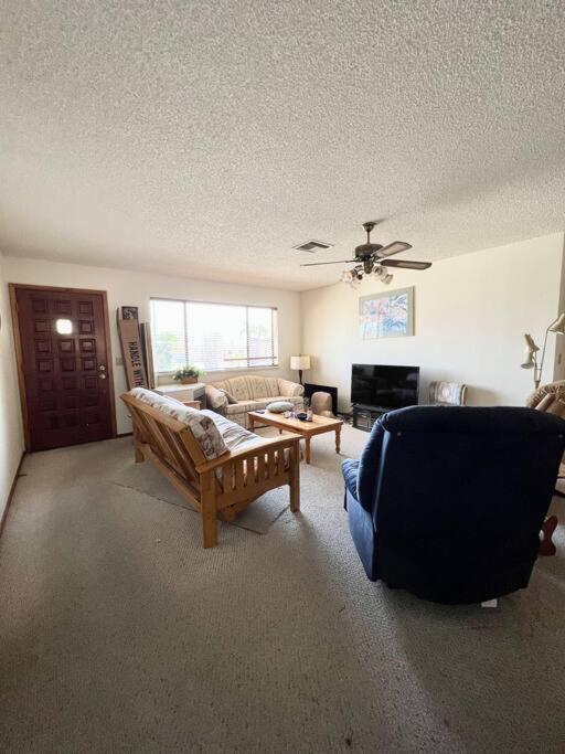 Summer/Snow Bird vacation rental overlooking Lake view 4