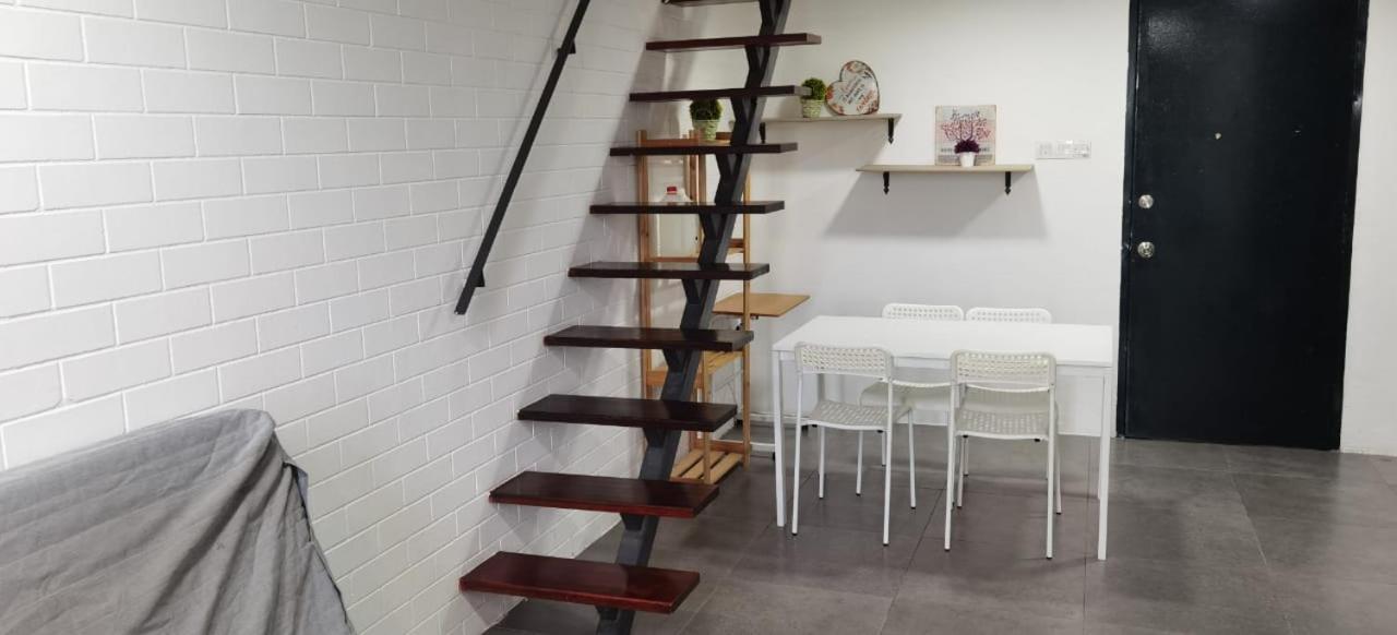 Inspired Homes, Empire Duplex#2, 6pax photo 7