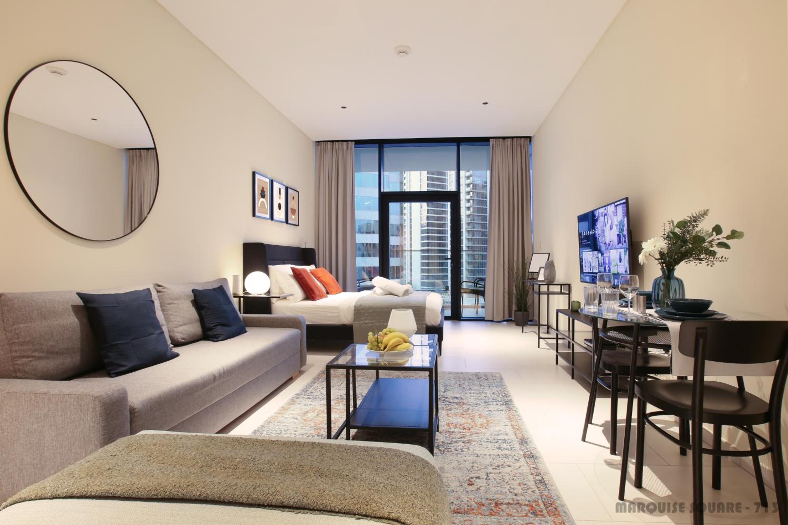 Luxury Studios with Burj Khalifa & Canal View in Downtown - Marquise Square Tower