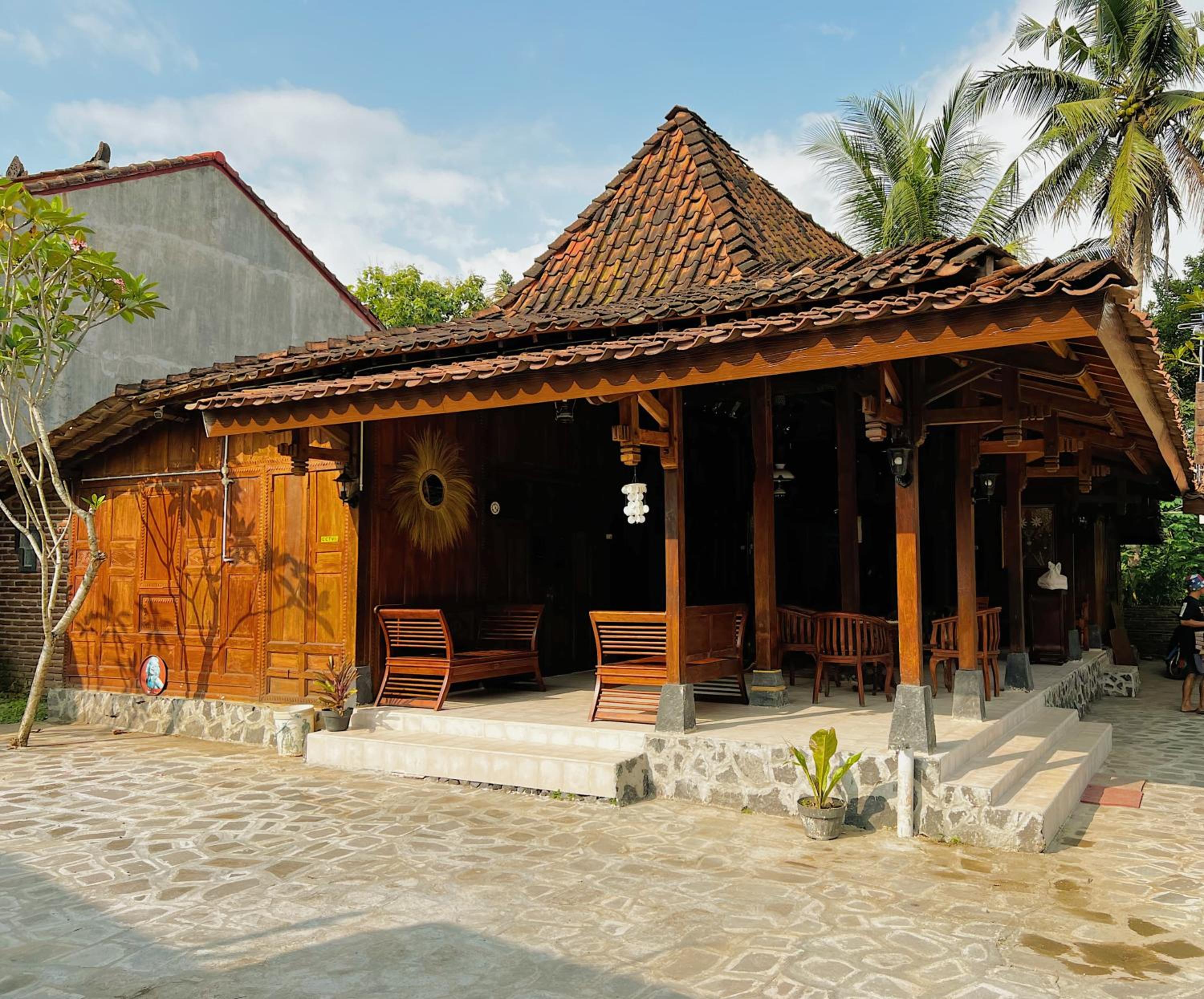 Griyo Jawi - Cabins & Pool view 4