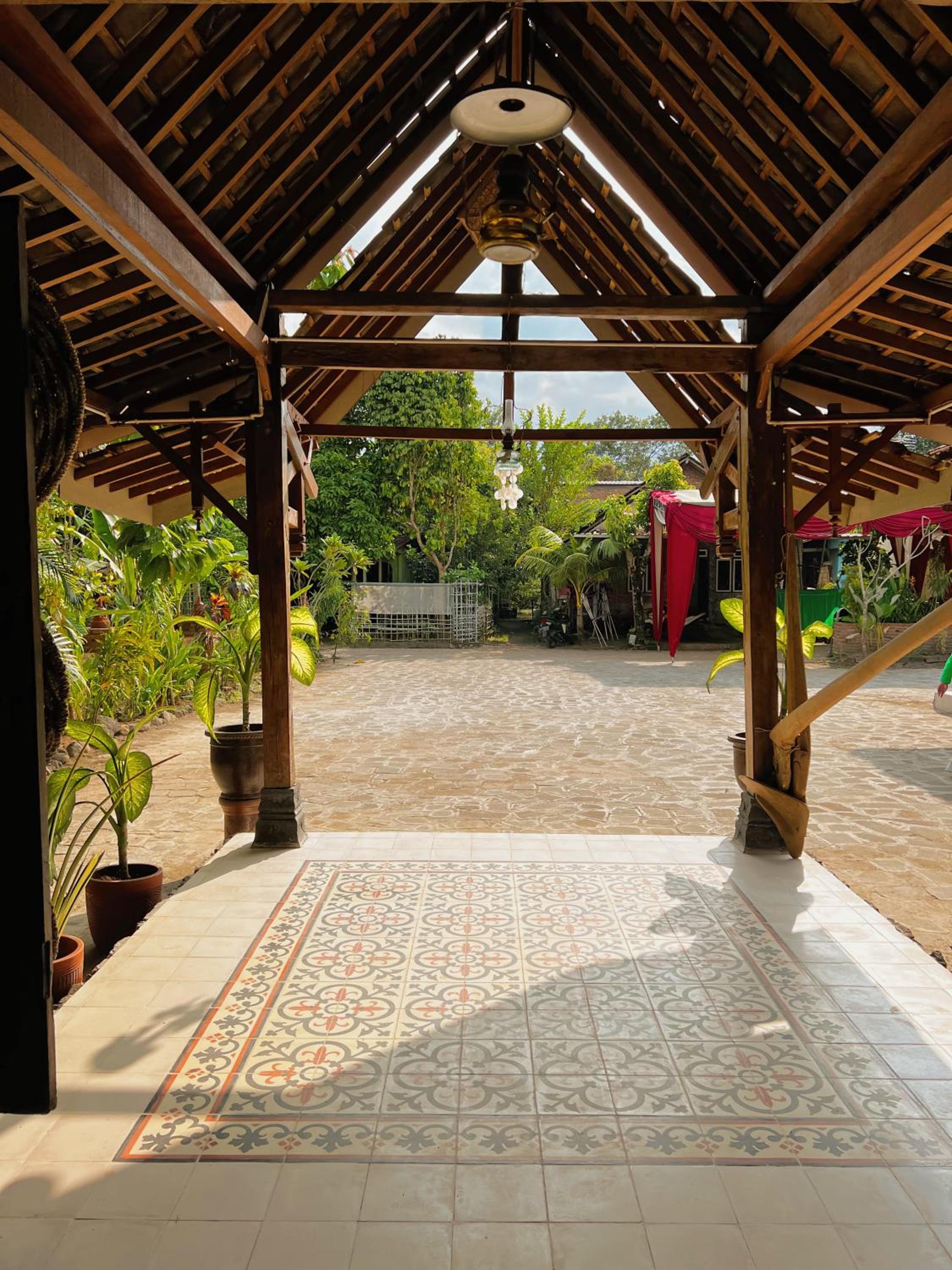 Griyo Jawi - Cabins & Pool view 5