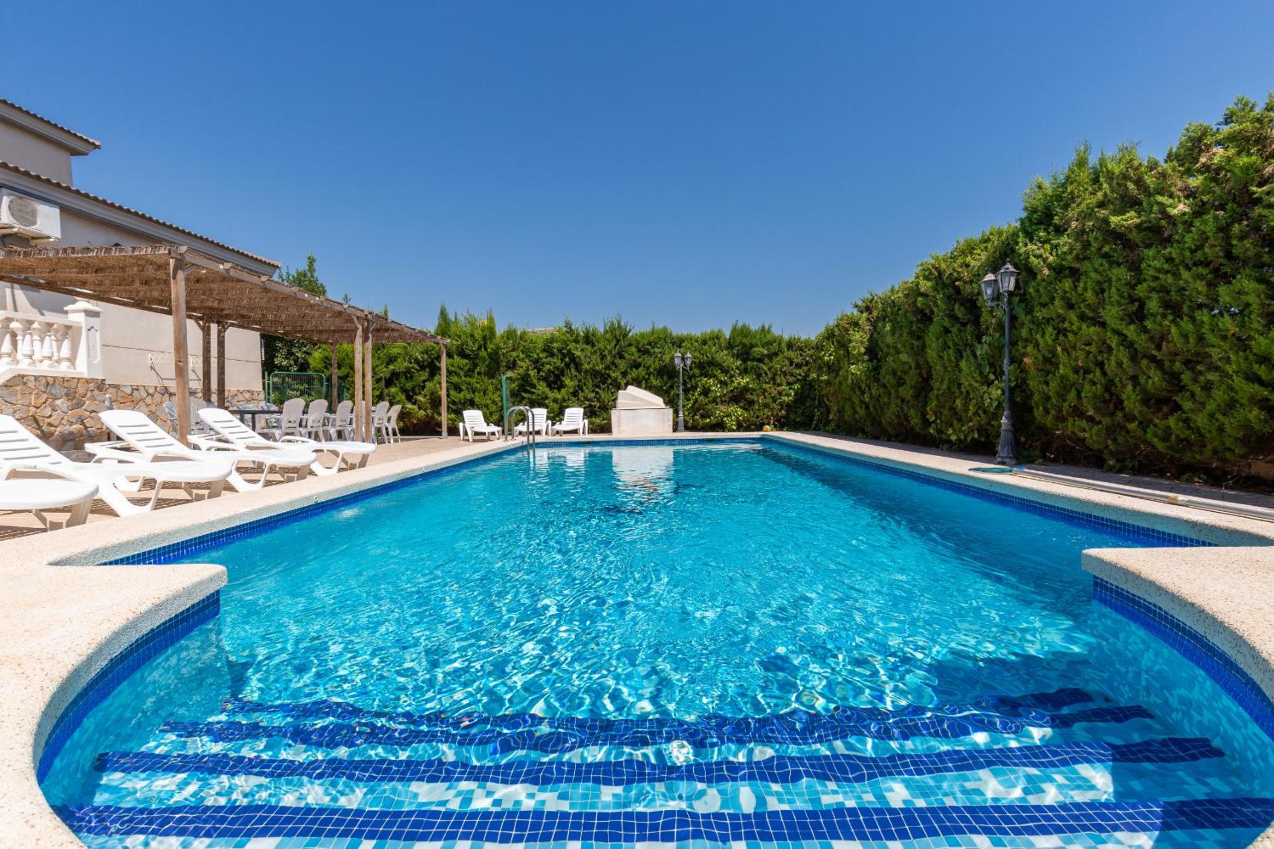 Fidalsa Grand White House view 5