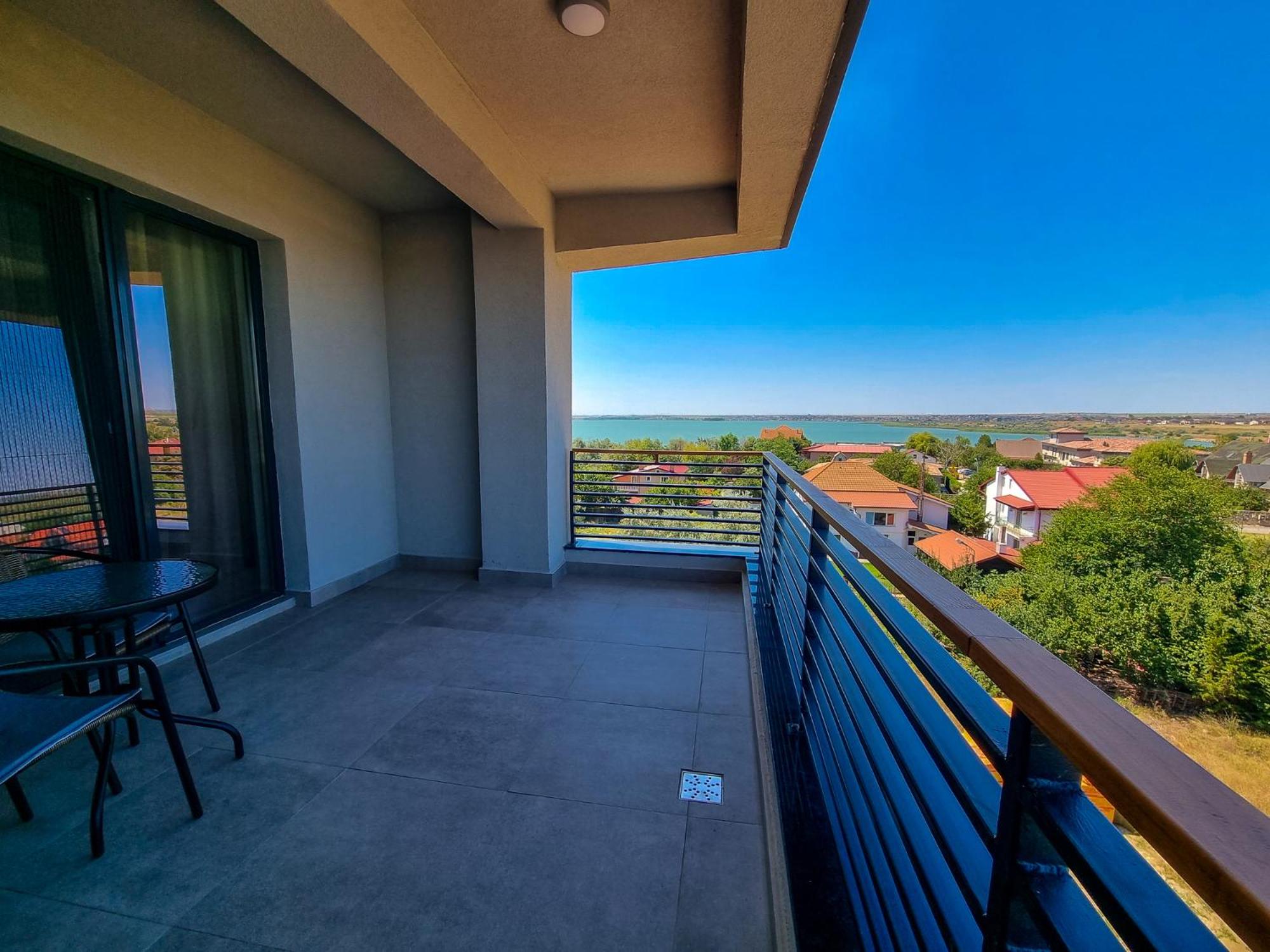 MafMaf Apartments - încasare cu card de vacanță view 2
