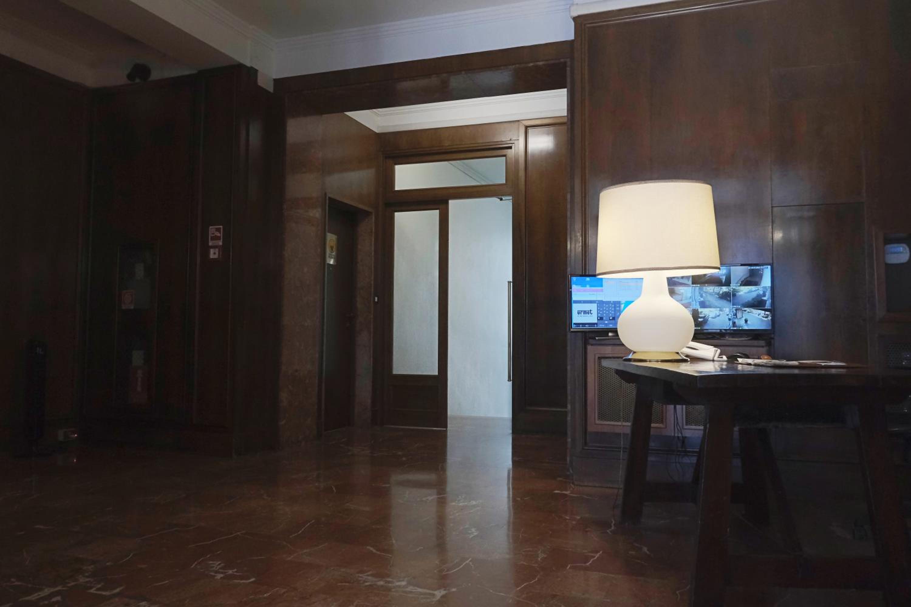 OreaSpiti - Not Only a Suite in Magenta Quarter