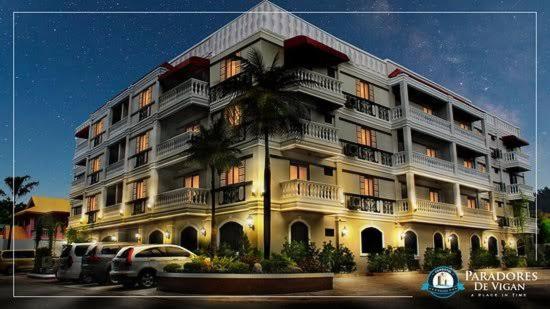 VIVERE CONDOMINIUM view 2