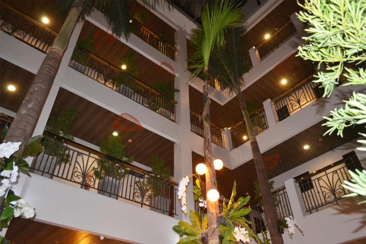 VIVERE CONDOMINIUM view 3
