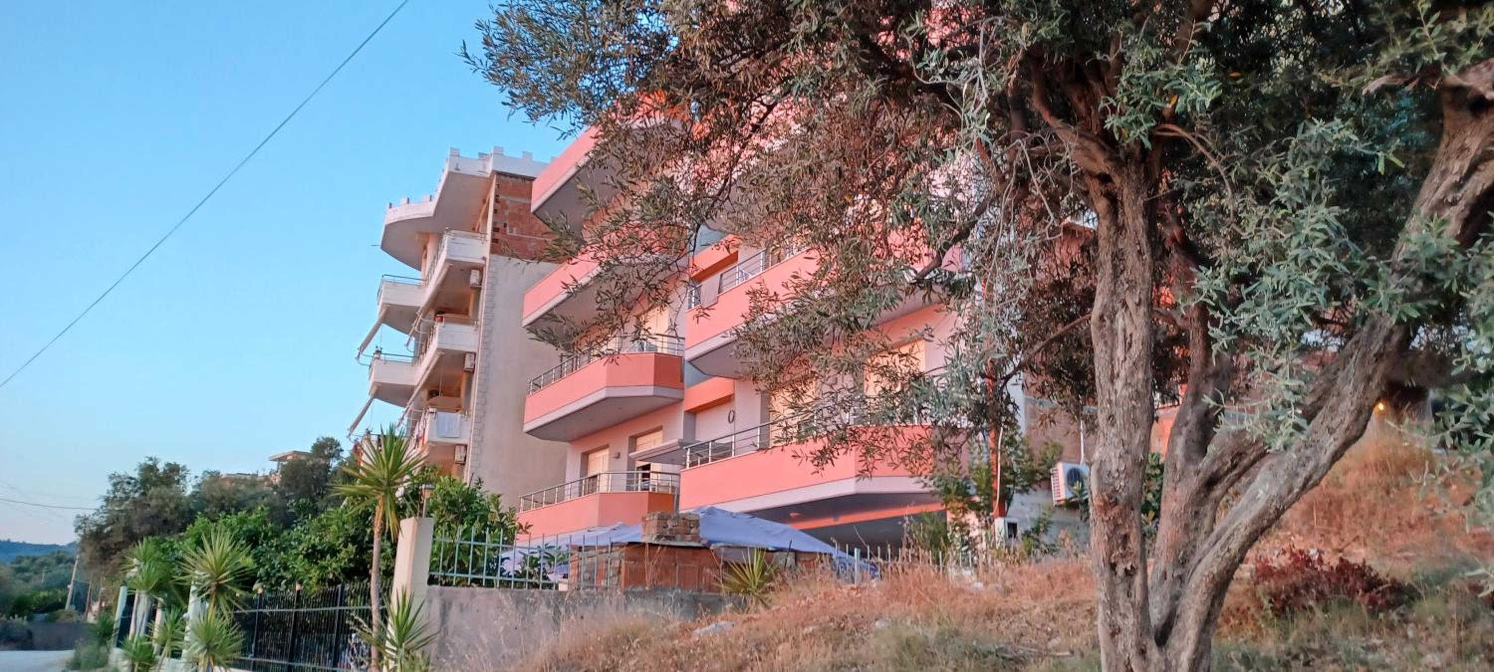 Villa Nuredinaj