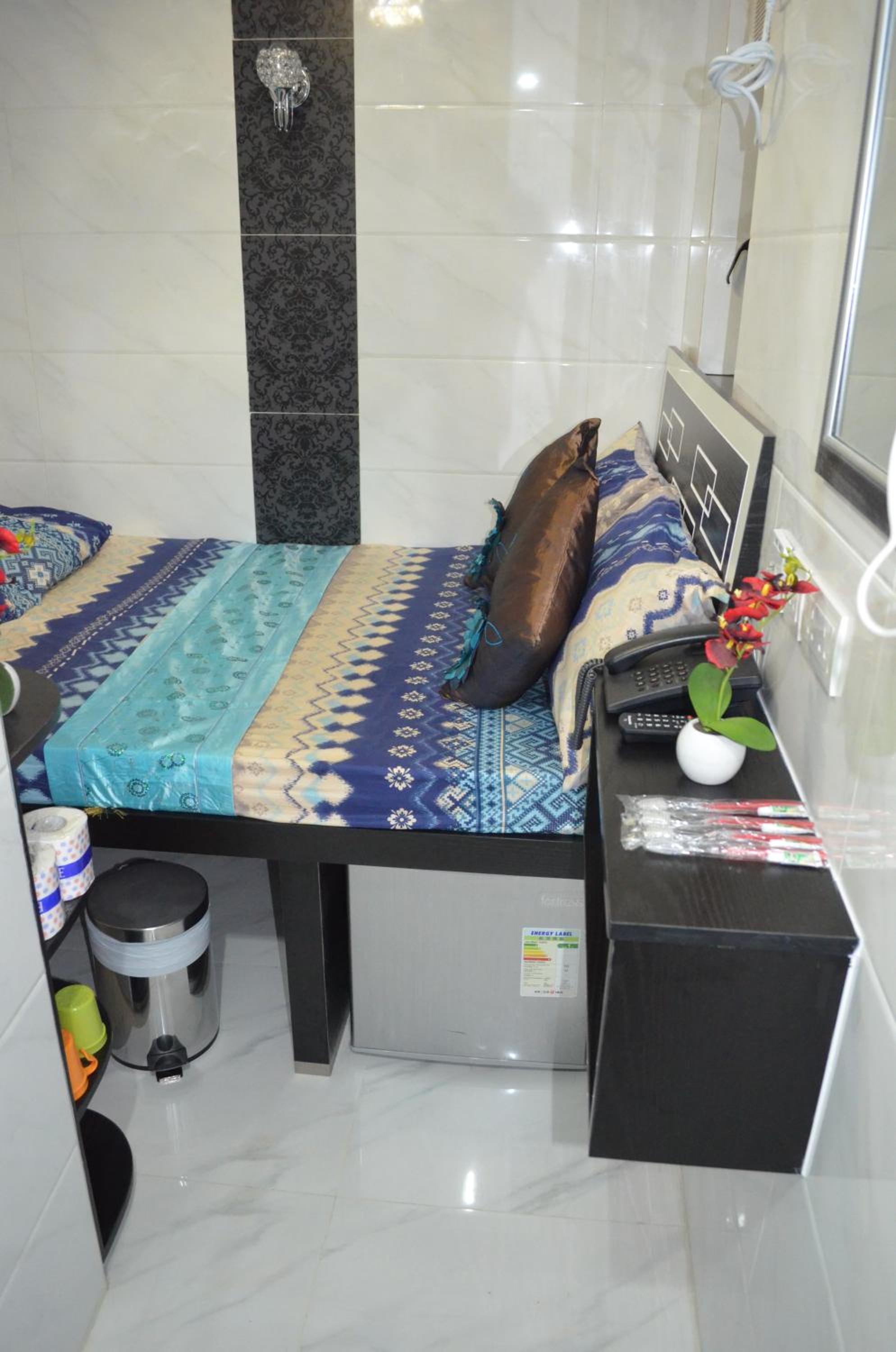 Skylark Hostel