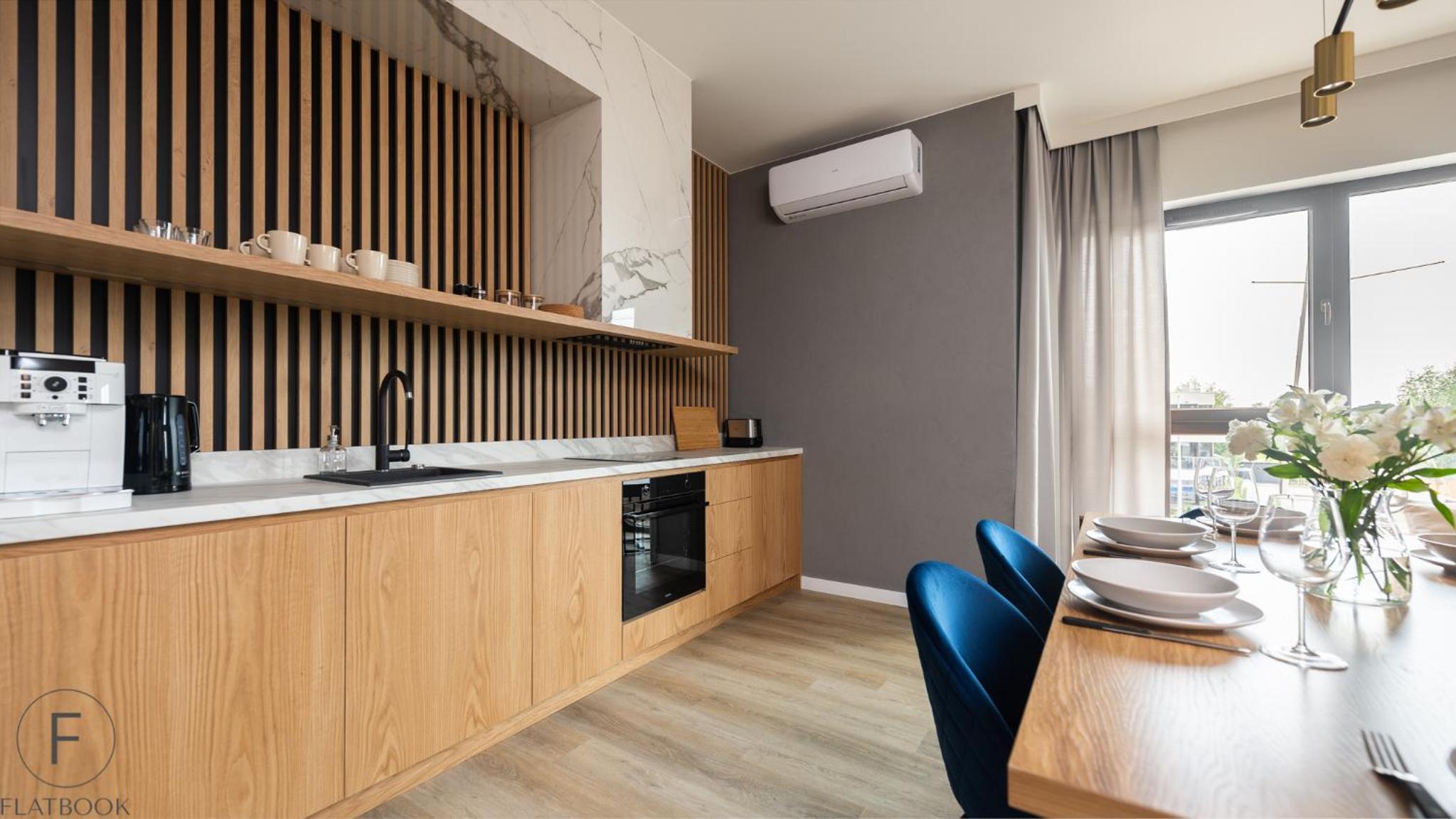 Flatbook - Yacht Harbor Premium Apartments Sol Marina