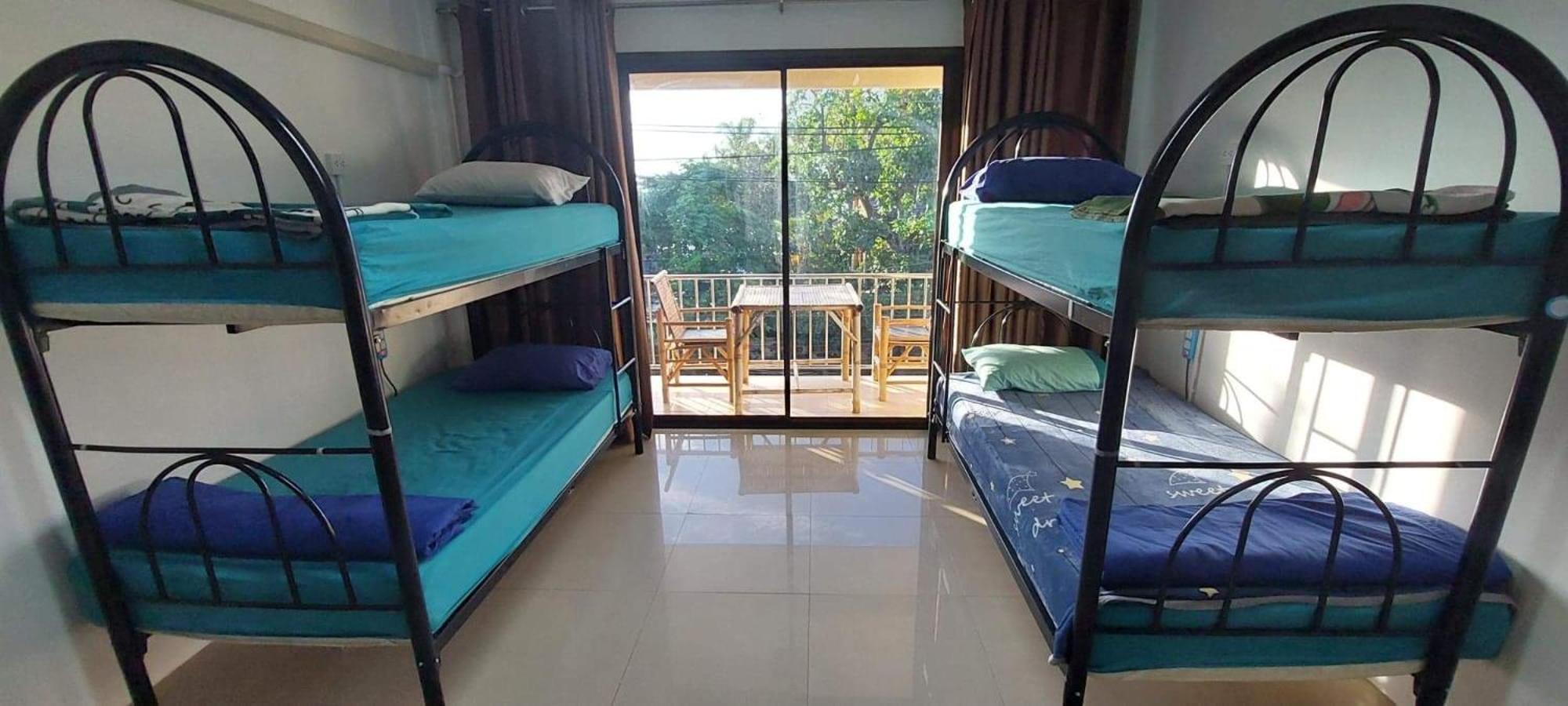 P & T Guesthouse