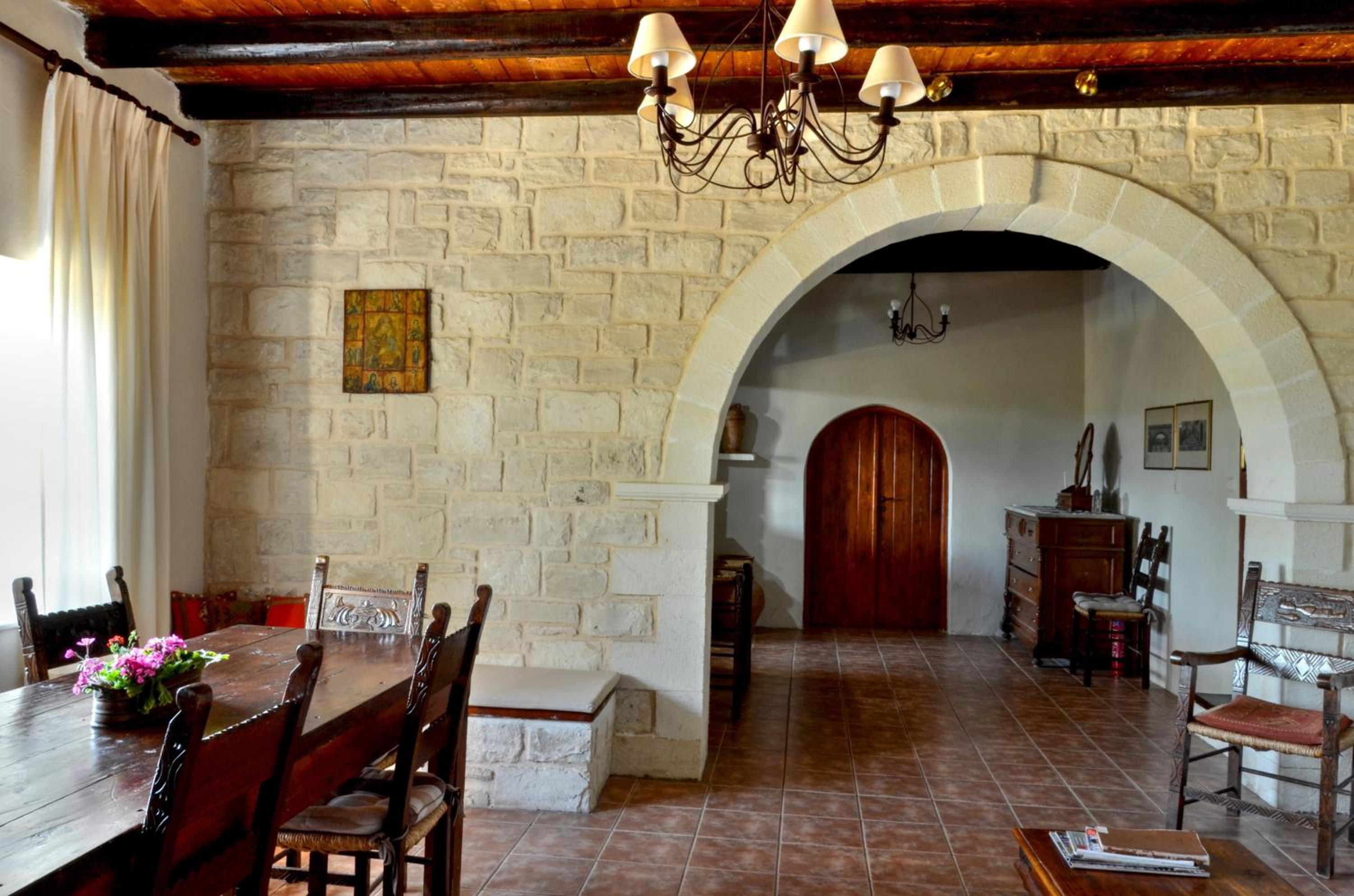 Anemole Traditional Cretan Villa view 3