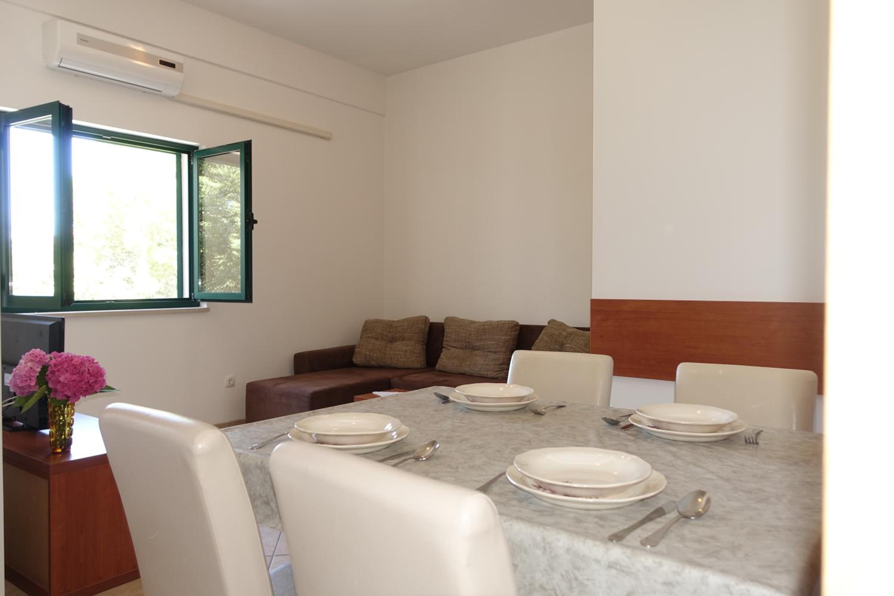 Apartments Marin Peros