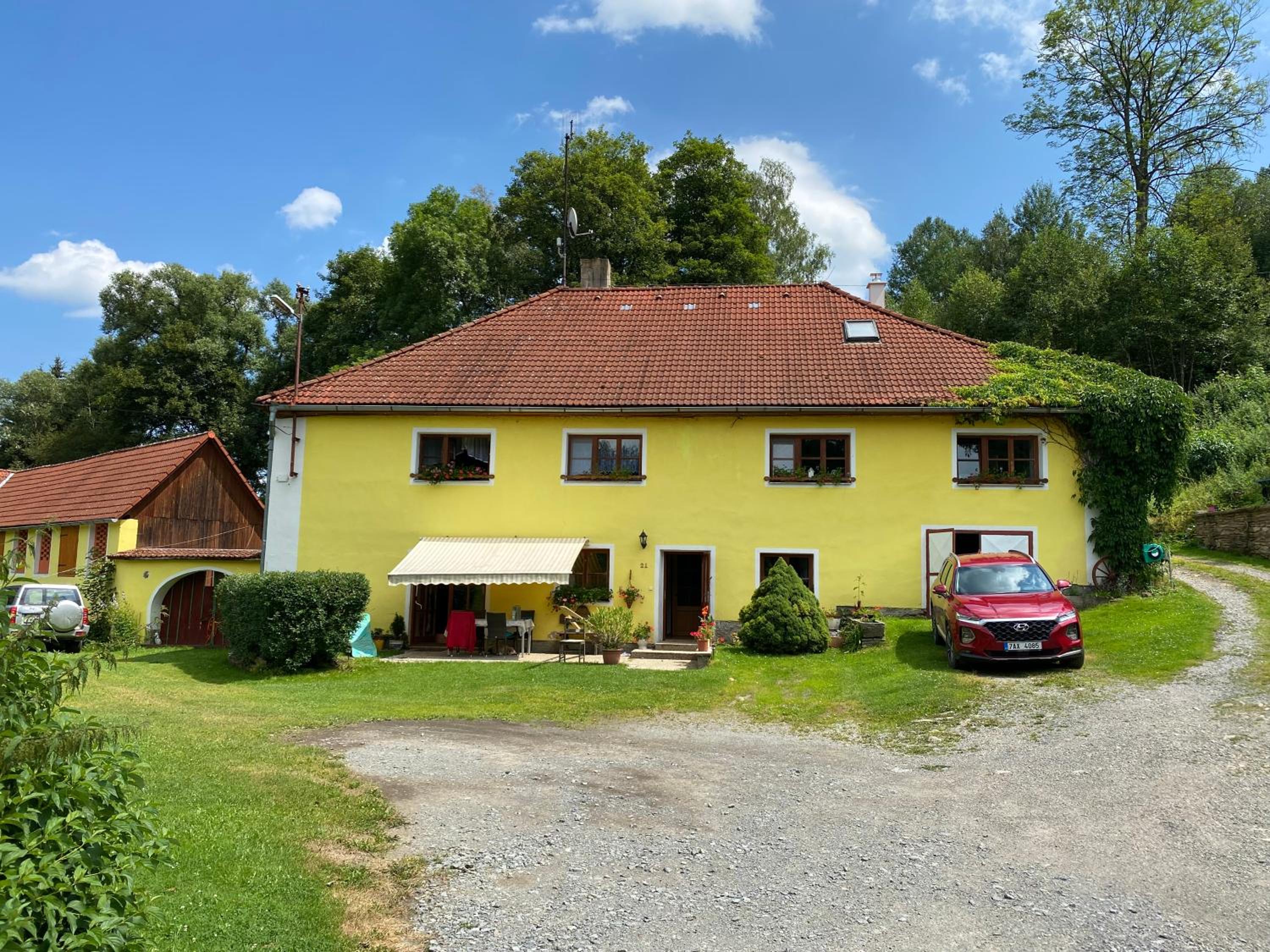 Apartmán u potoka view 2