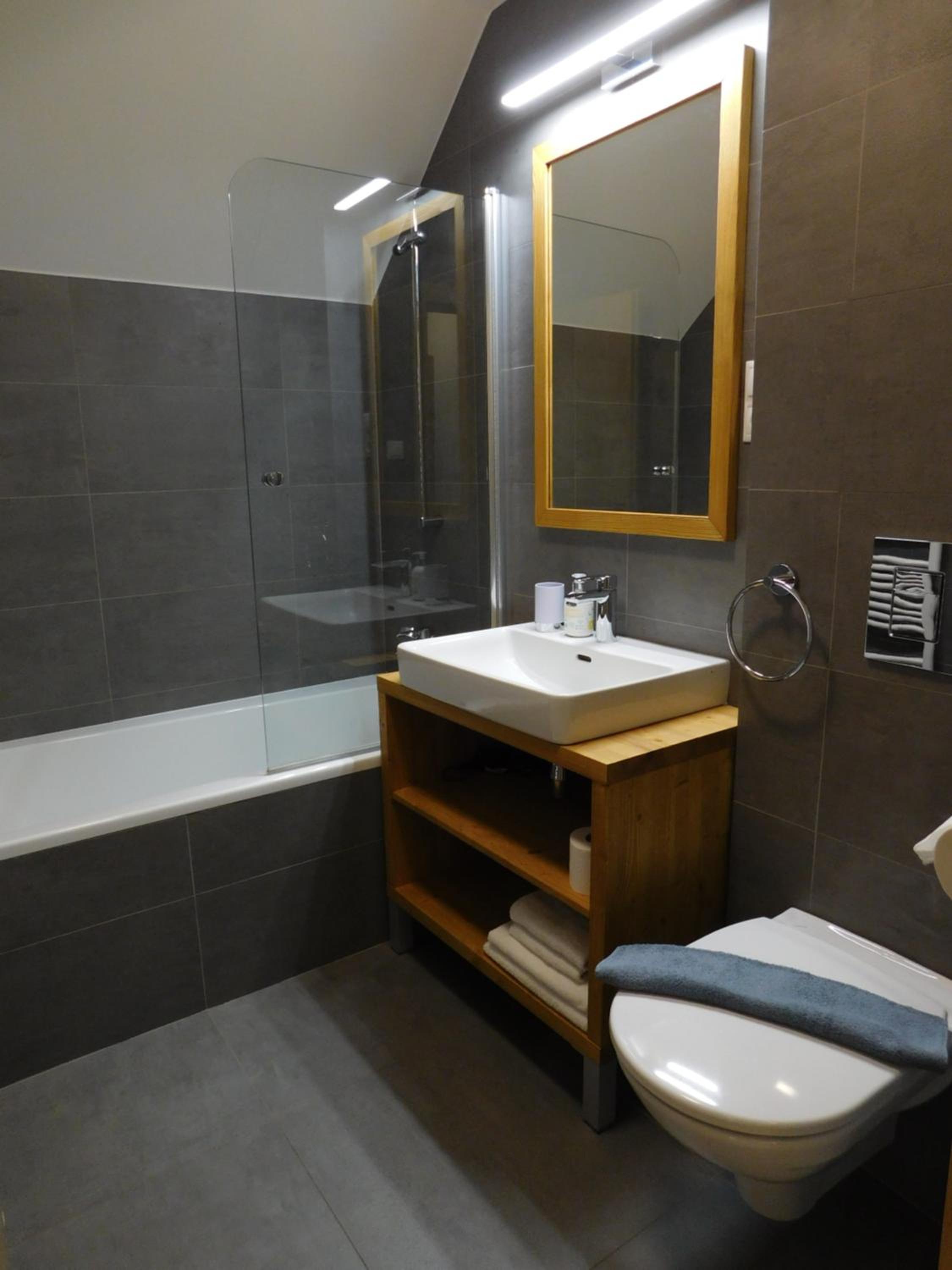 Photo 133