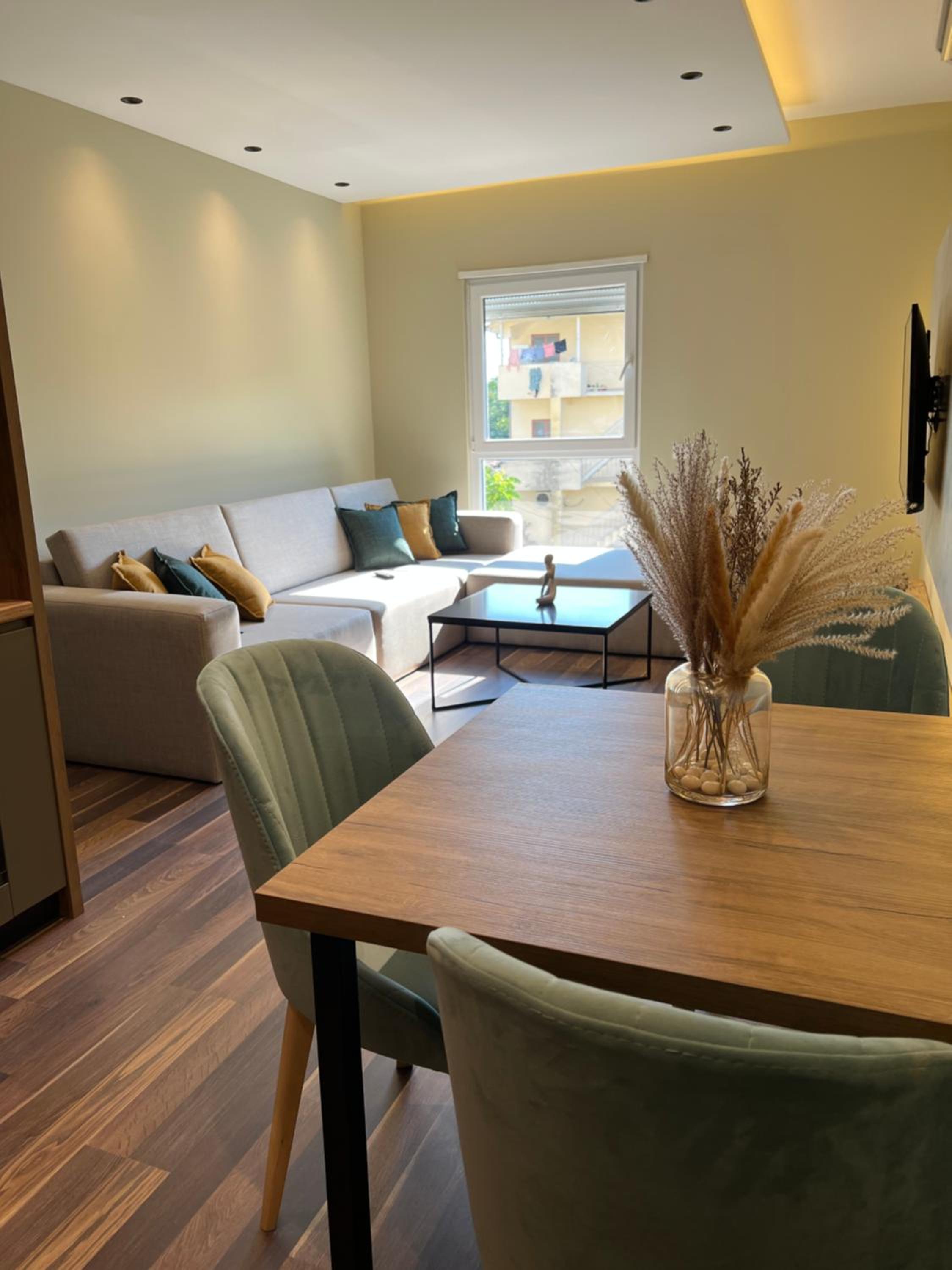 ERG APARTMENTS