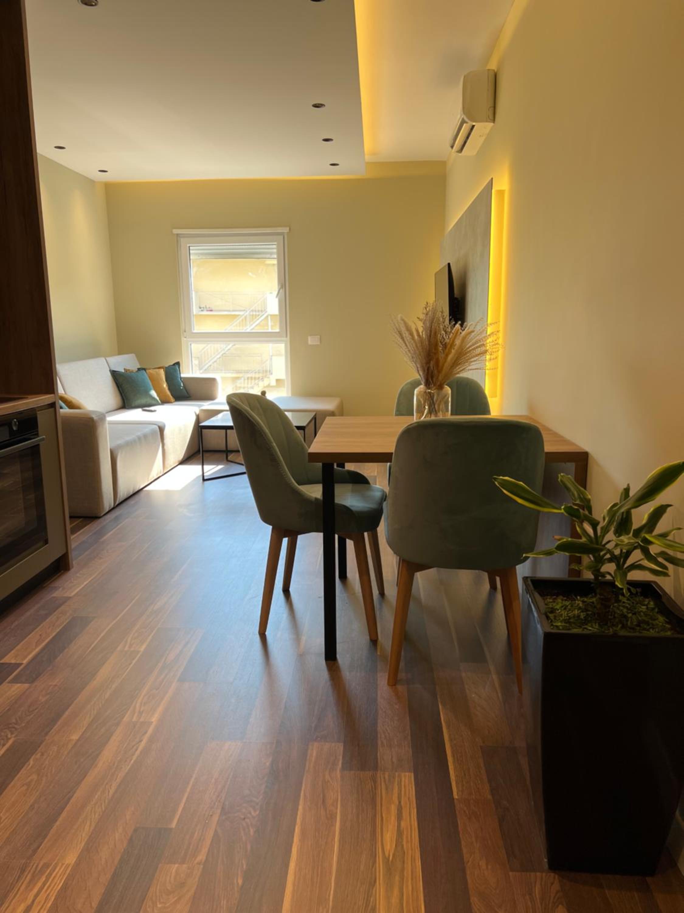 ERG APARTMENTS