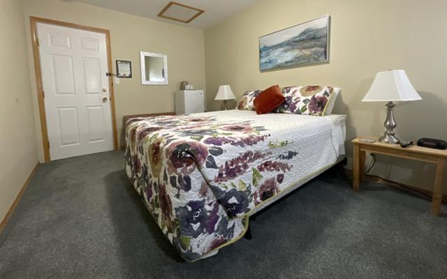 NEWCASTLE COUNTRY INN