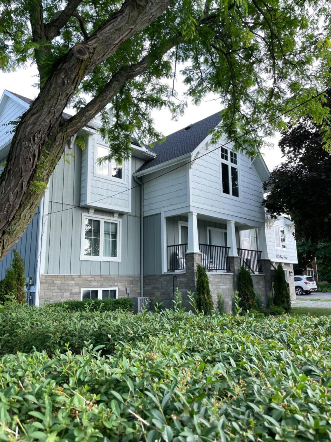 Niagara-on-the-Lake Vacations - Inn On King Bed  Breakfast - Property Image 1