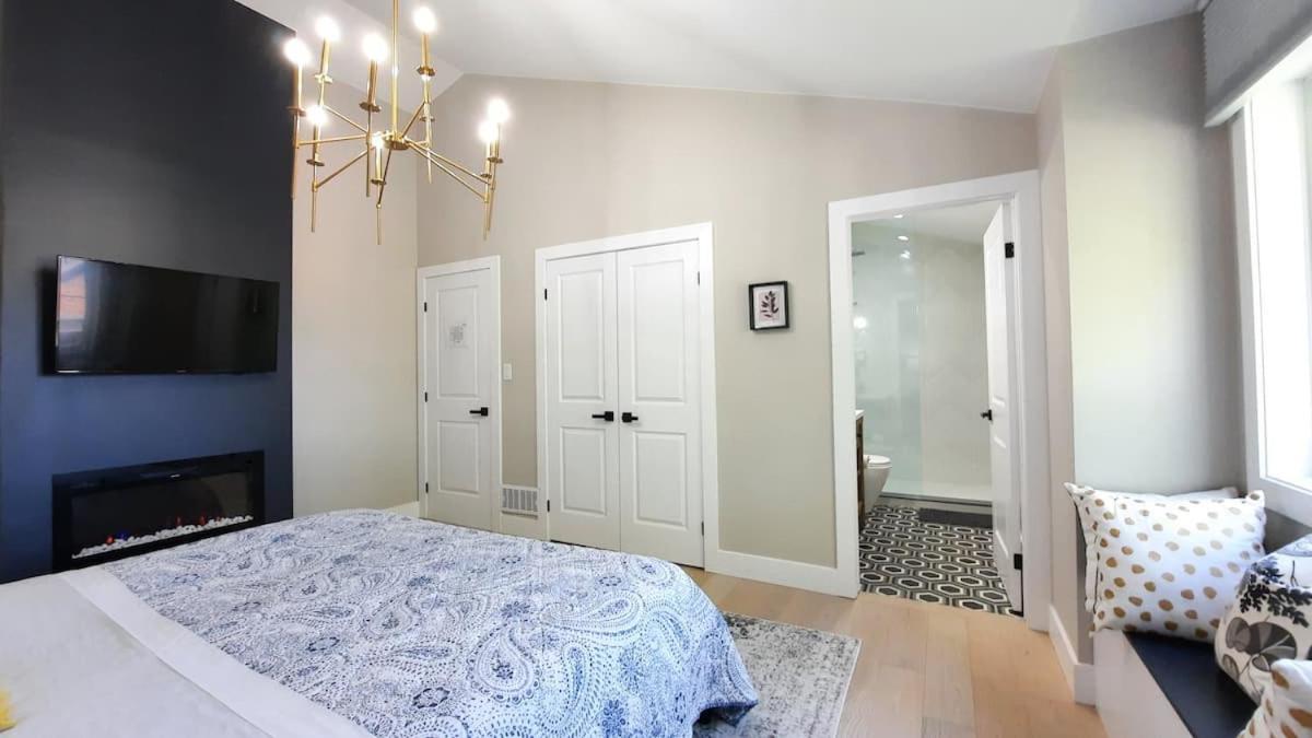 Inn On King Bed  Breakfast - Property Image 18