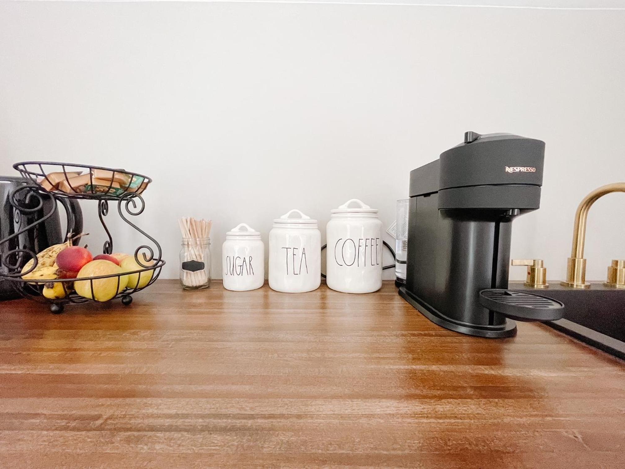 Inn On King Bed  Breakfast - Property Image 4