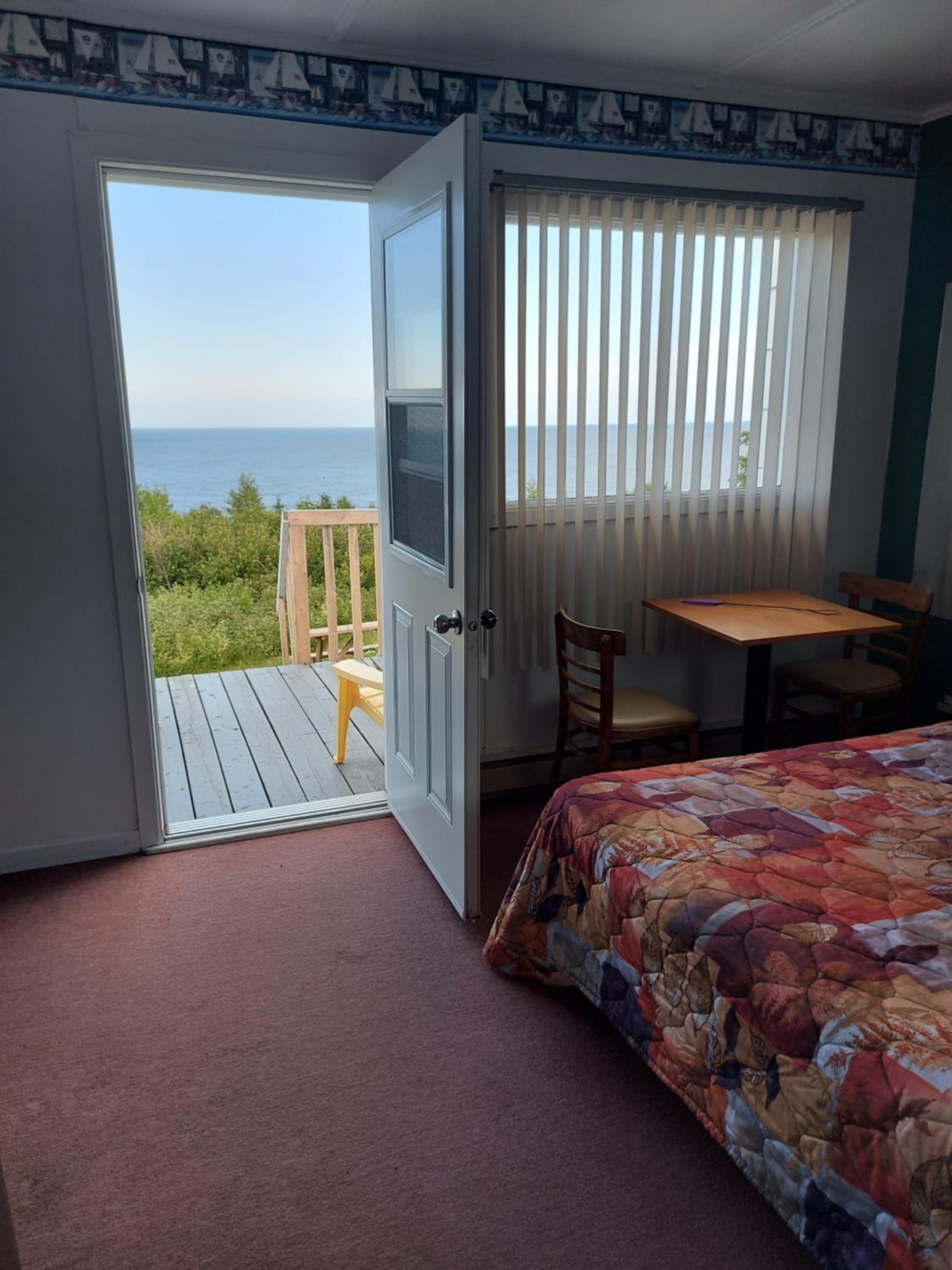 Motel du Cap St-Yvon view 3