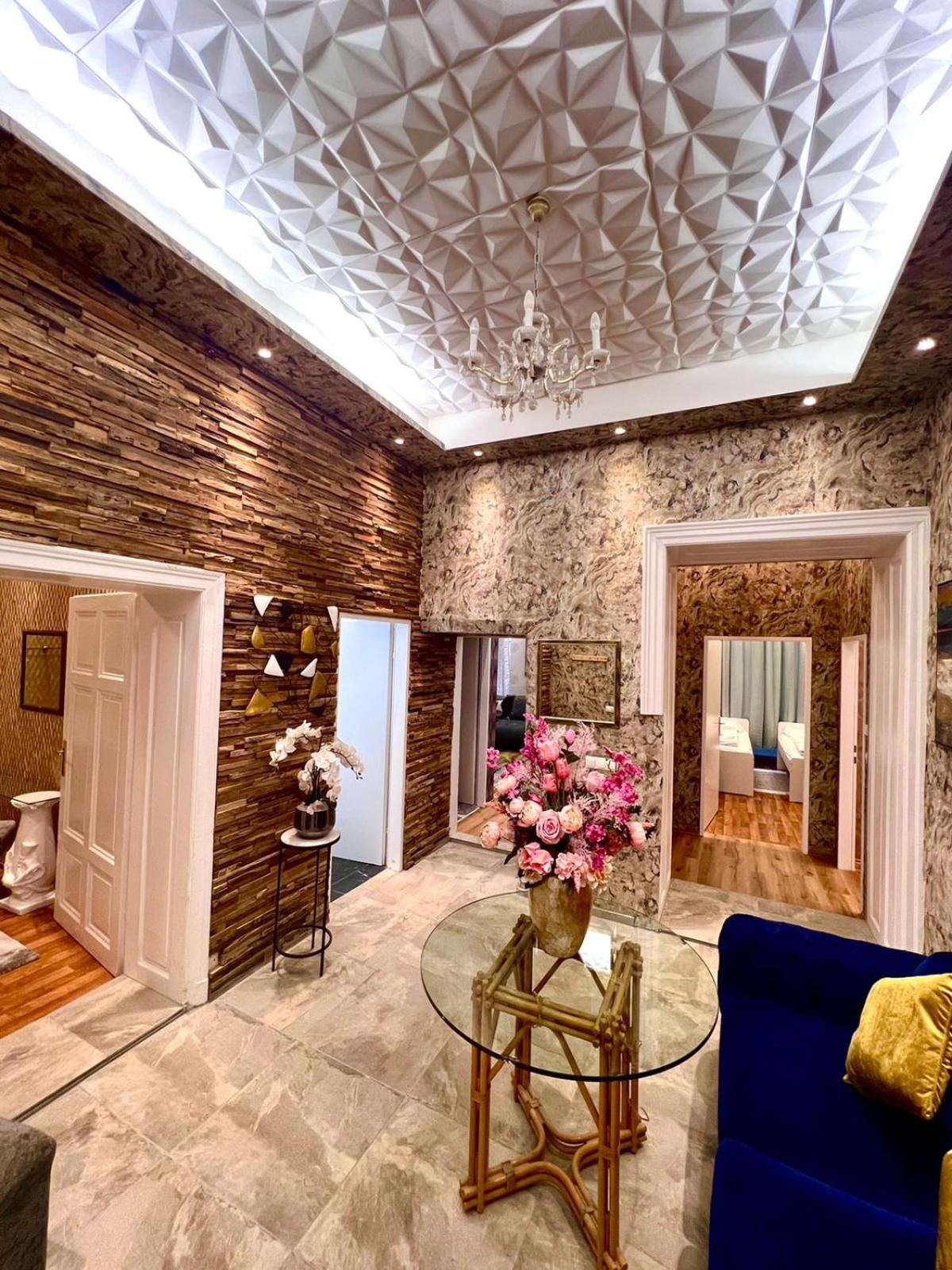 Urban Boutique Hotel