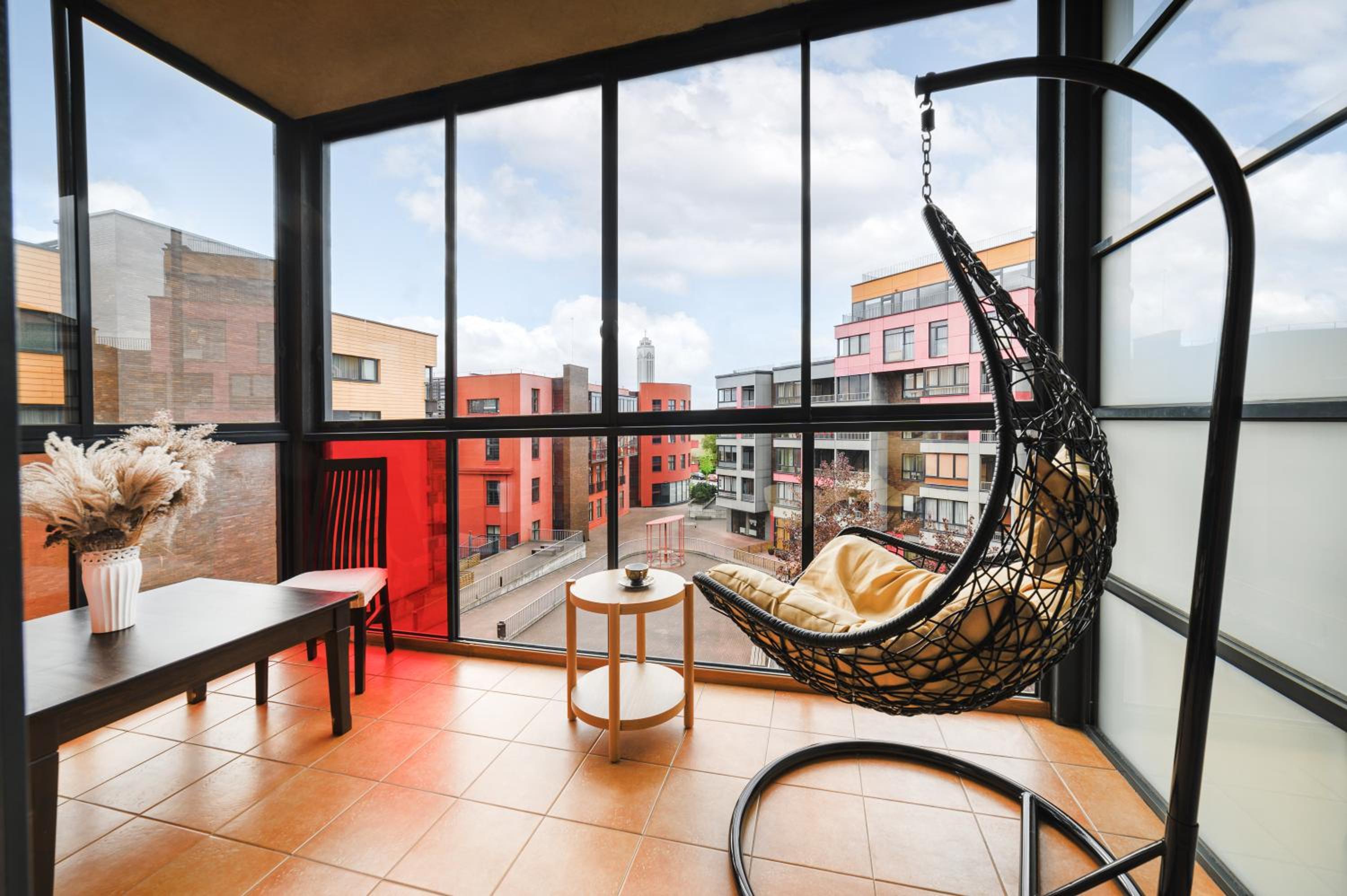 Ona`s apartment in City Center with private parking