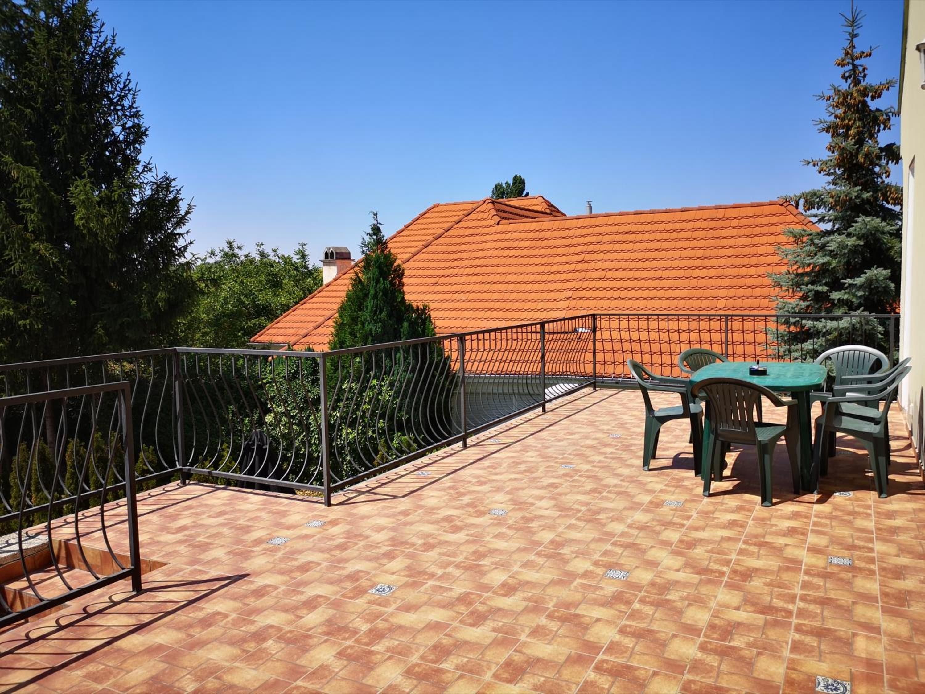 Zöldház Panzió
