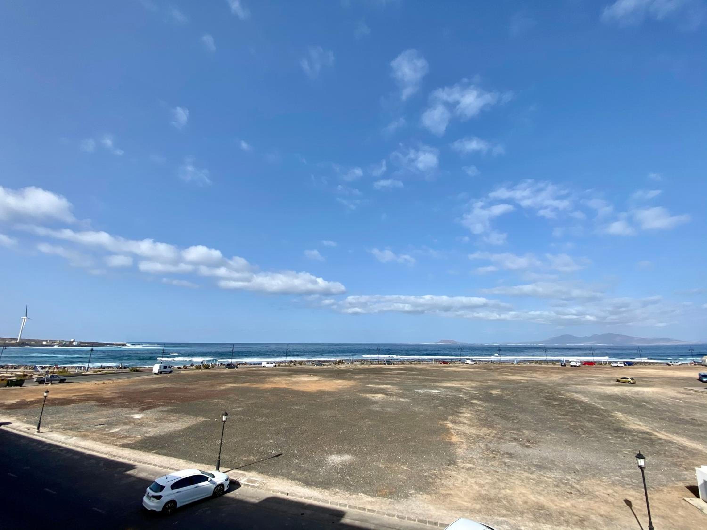 Modern apartment with sea views in Corralejo