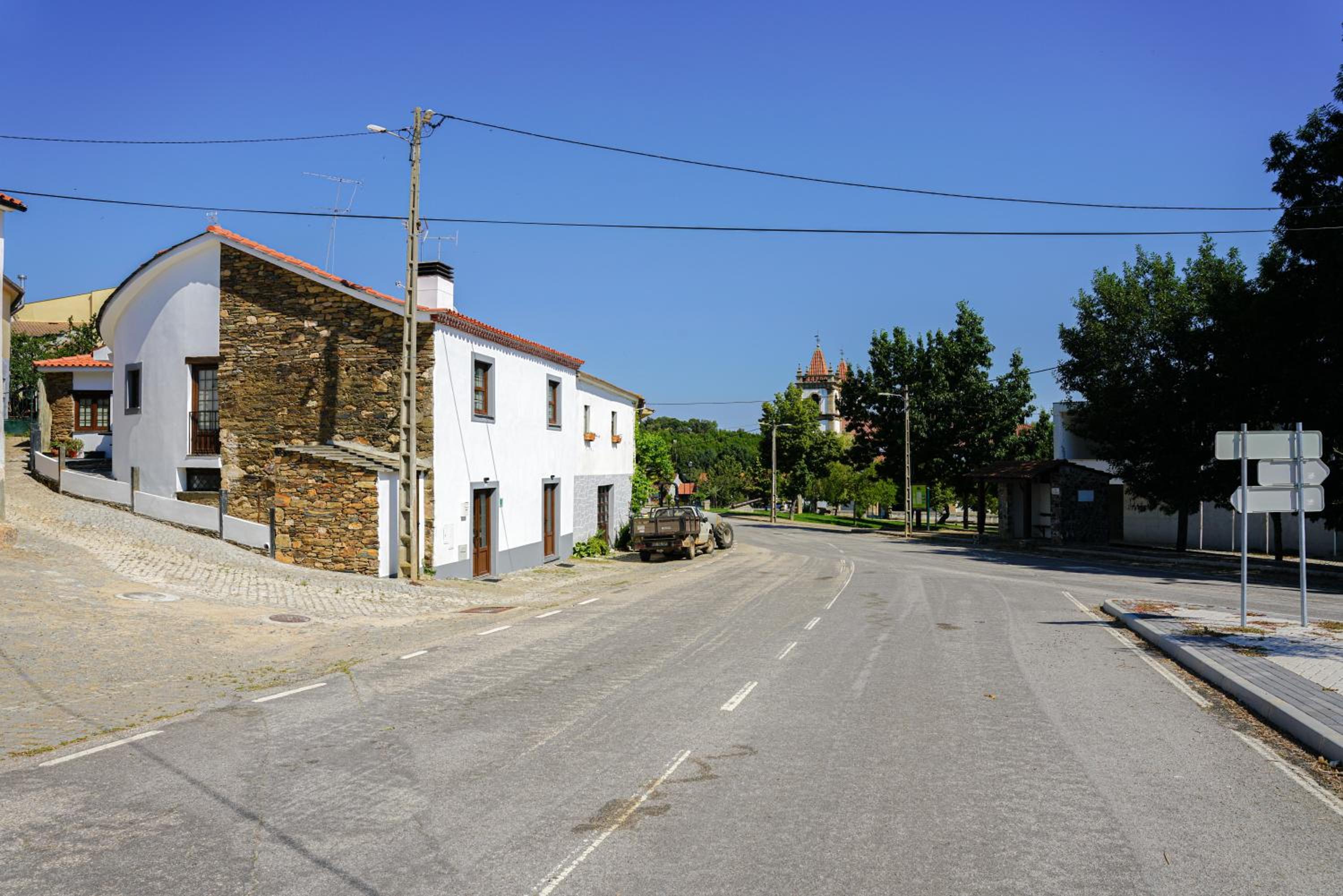 Photo 37