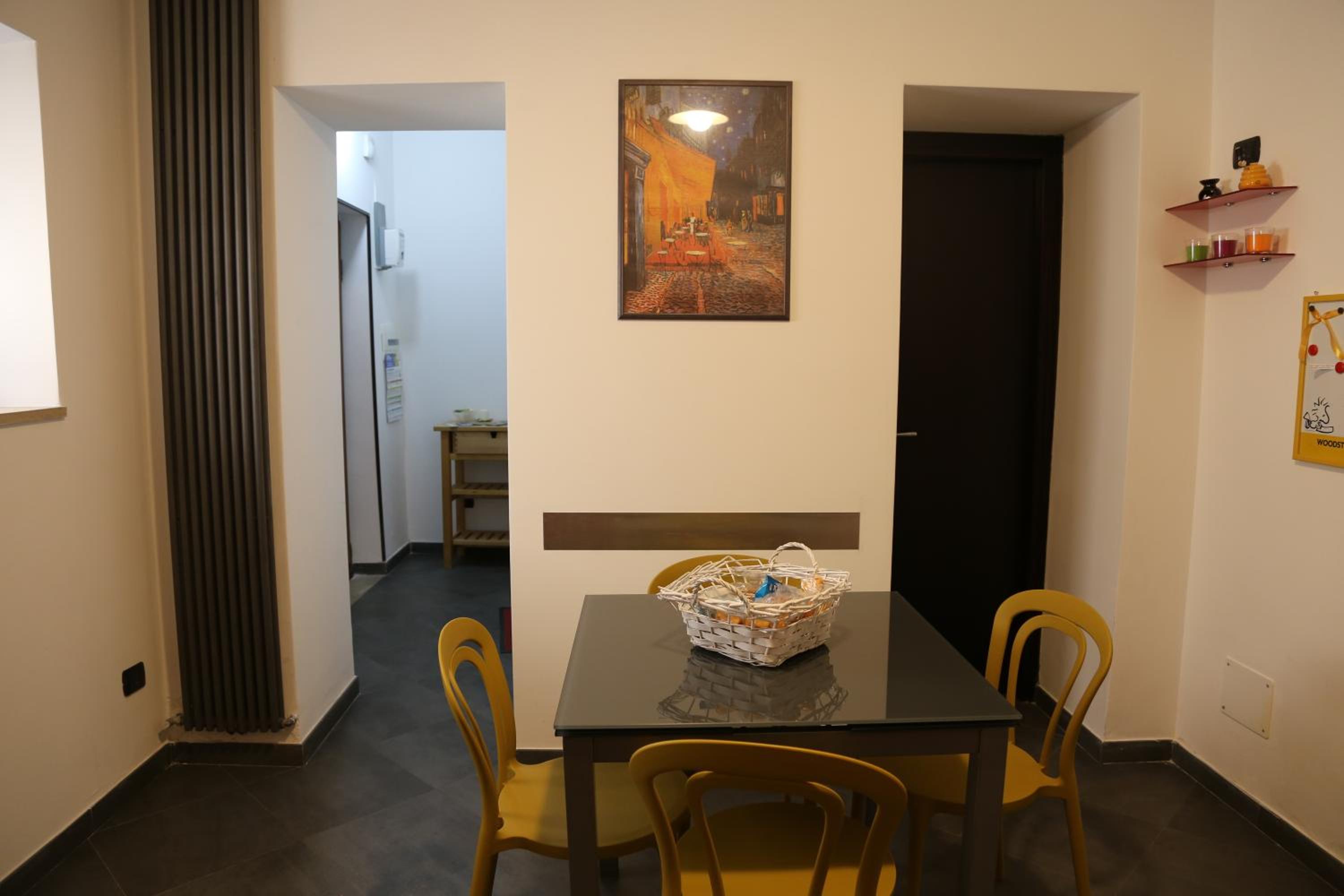 Vicolo degli Osci view 5