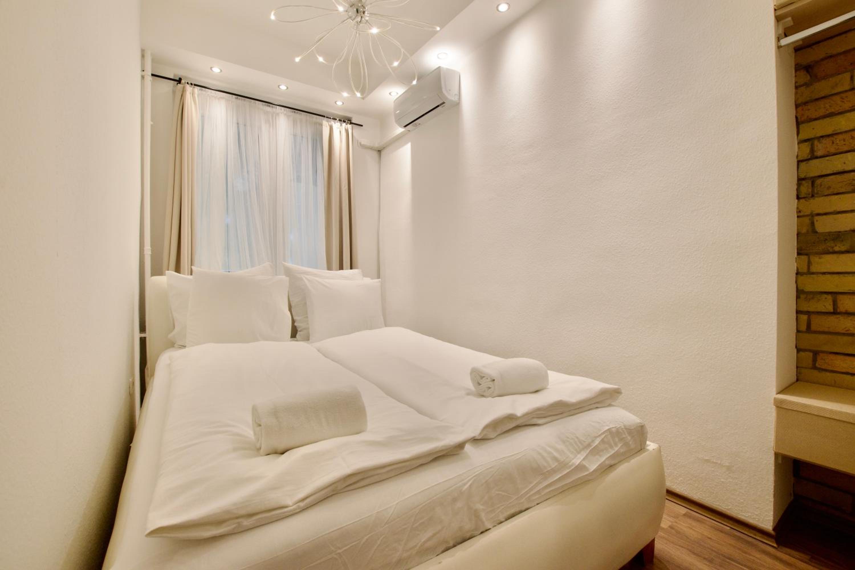 Standard Apartment by Hi5 - Center of city center view 4