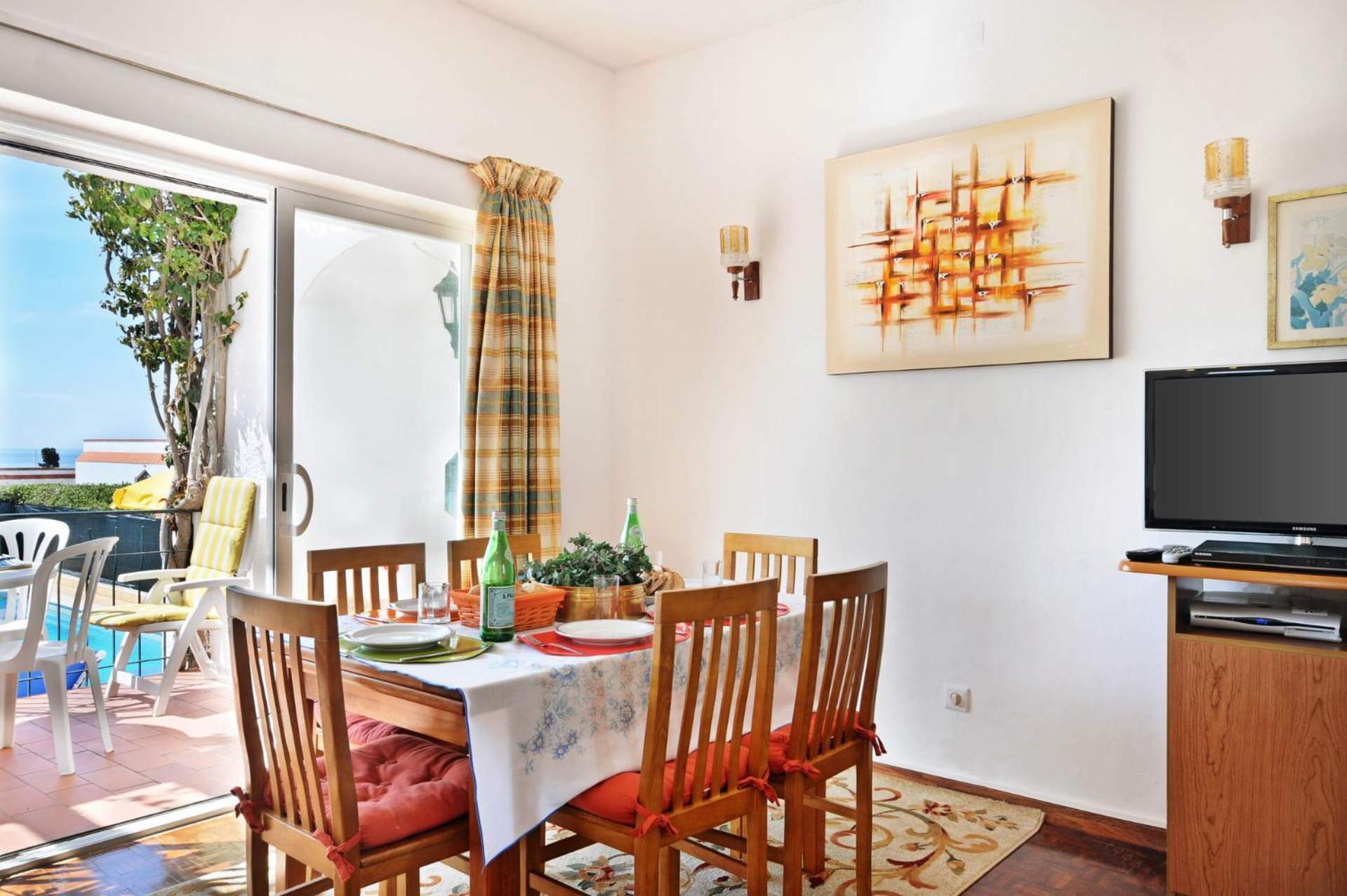 Villa Alegre by Villa Plus