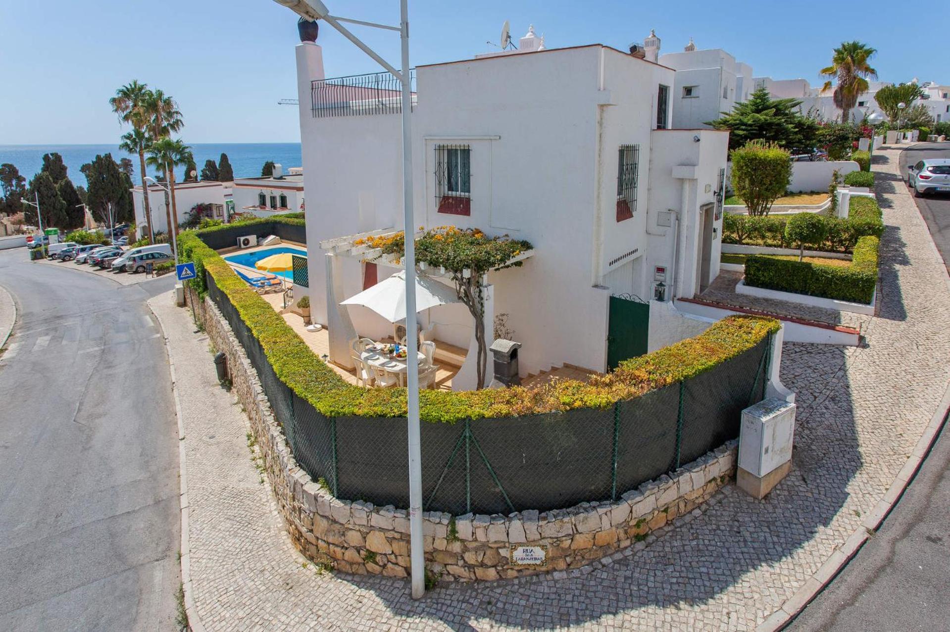 Villa Alegre by Villa Plus