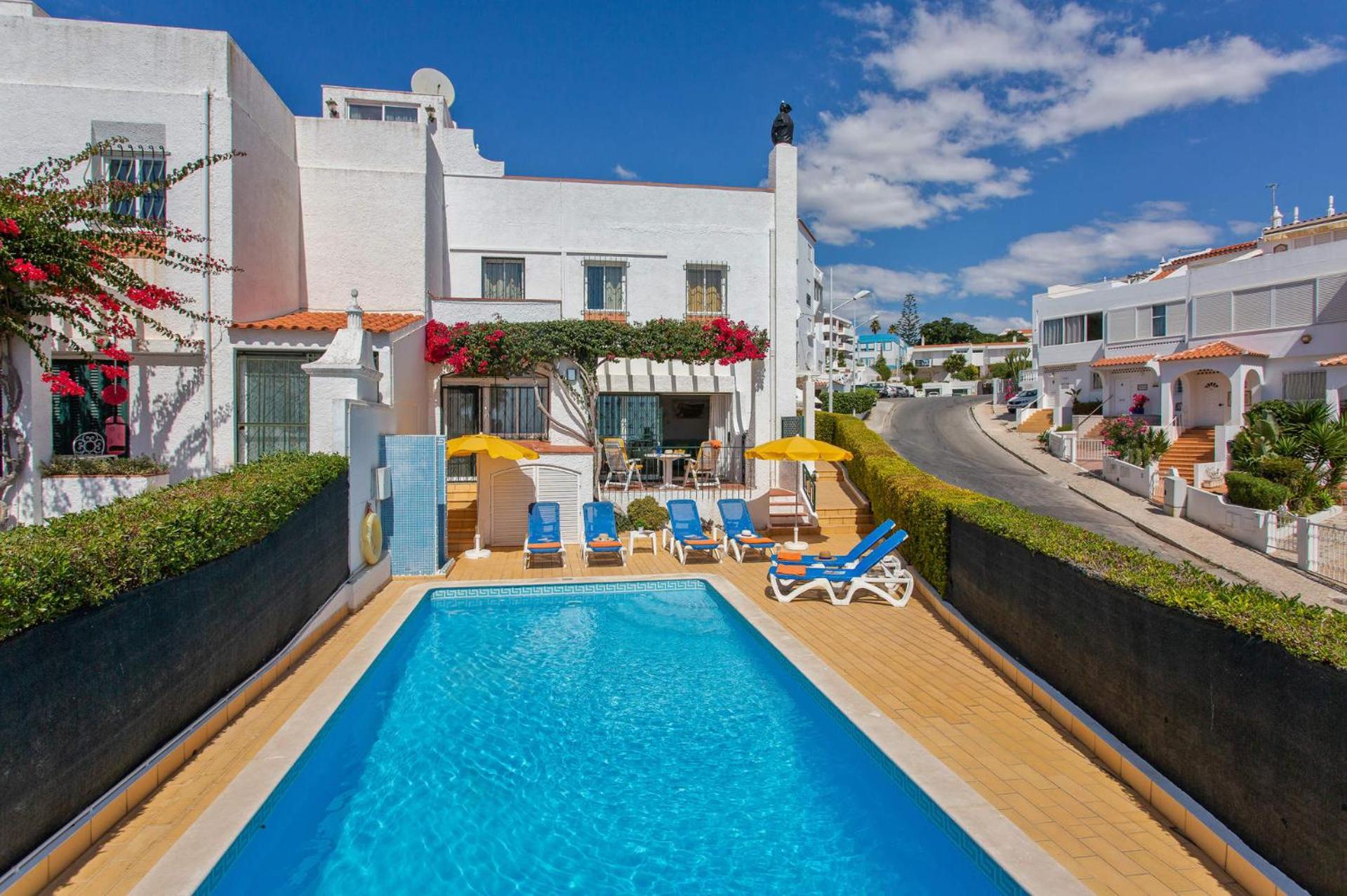 Villa Alegre by Villa Plus
