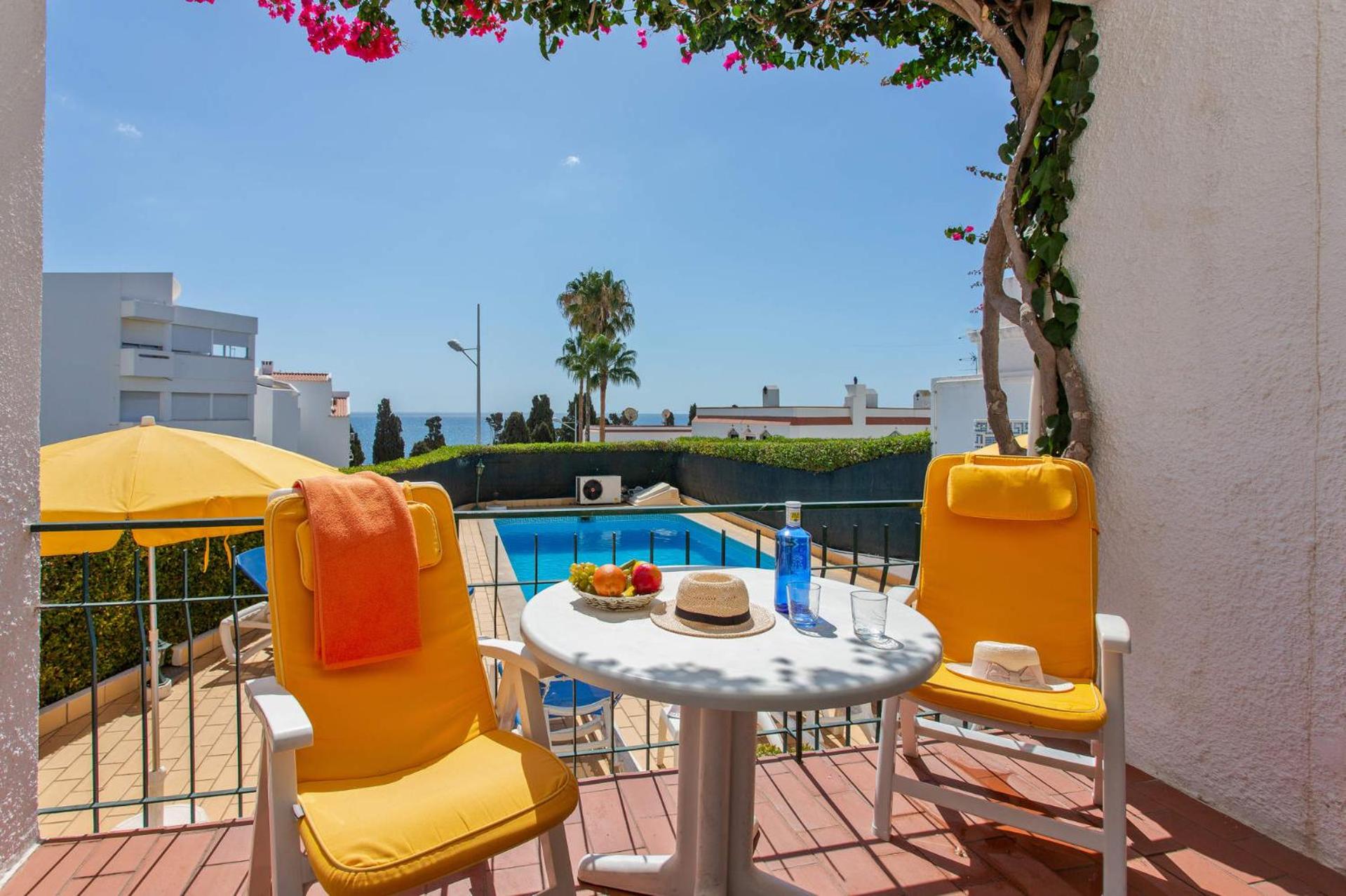 Villa Alegre by Villa Plus