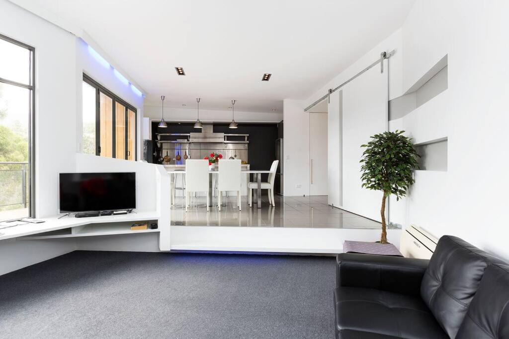 Luxurious, Tranquil and Private